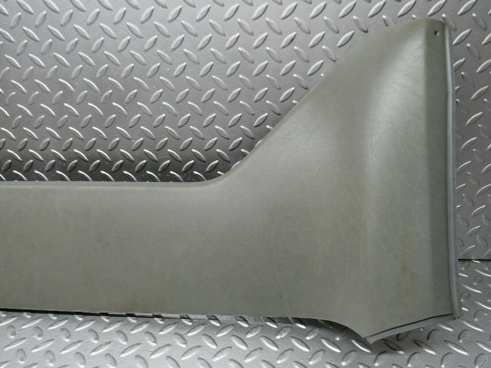 24269 Mercedes-Benz S124 220TE Headlining Roof Panel Rear Grey 1246902325