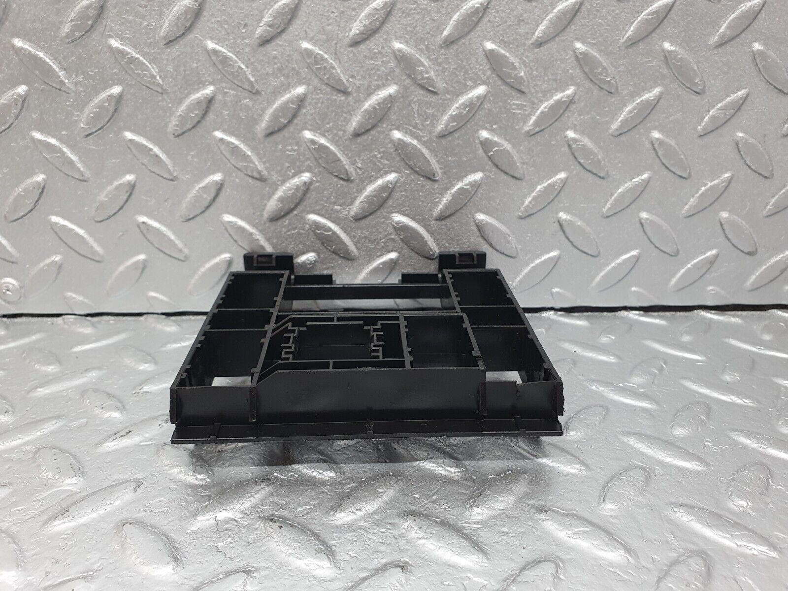 41520 Mercedes-Benz W124 200E Centre Console Switch Frame 1248210171