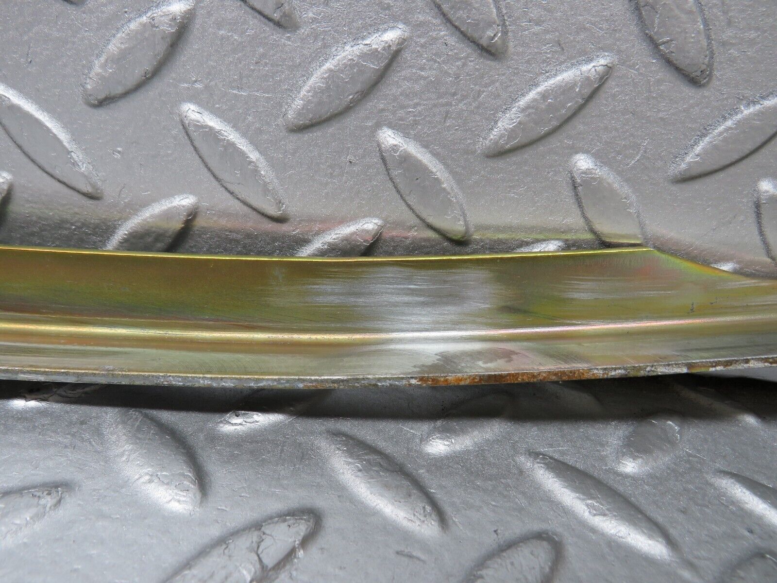 36865 Mercedes-Benz C126 420SEC Coupe Left Door Window Channel