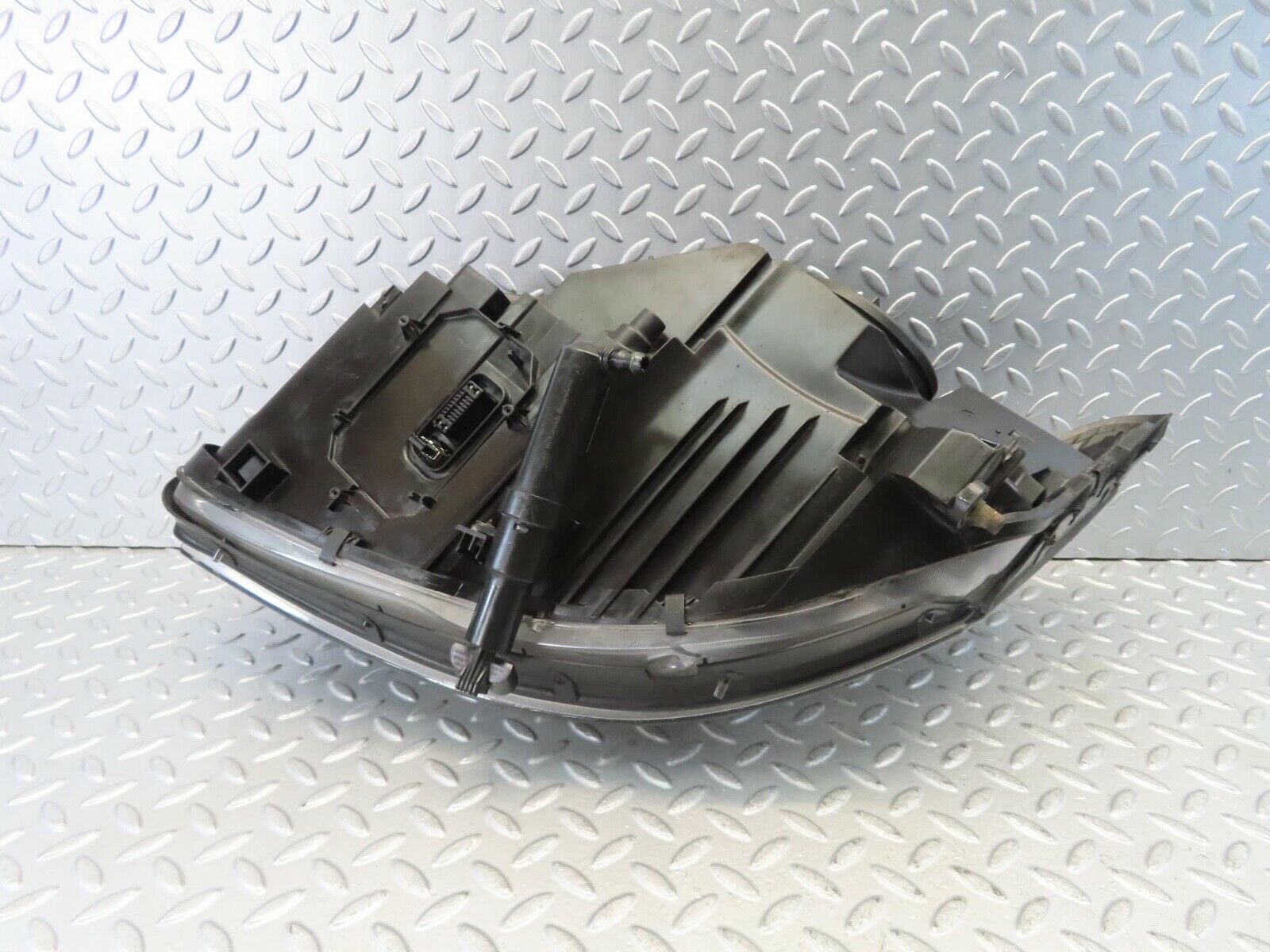 11219 Mercedes-Benz W221 S320 Headlight Lamp Right Side 1305235874