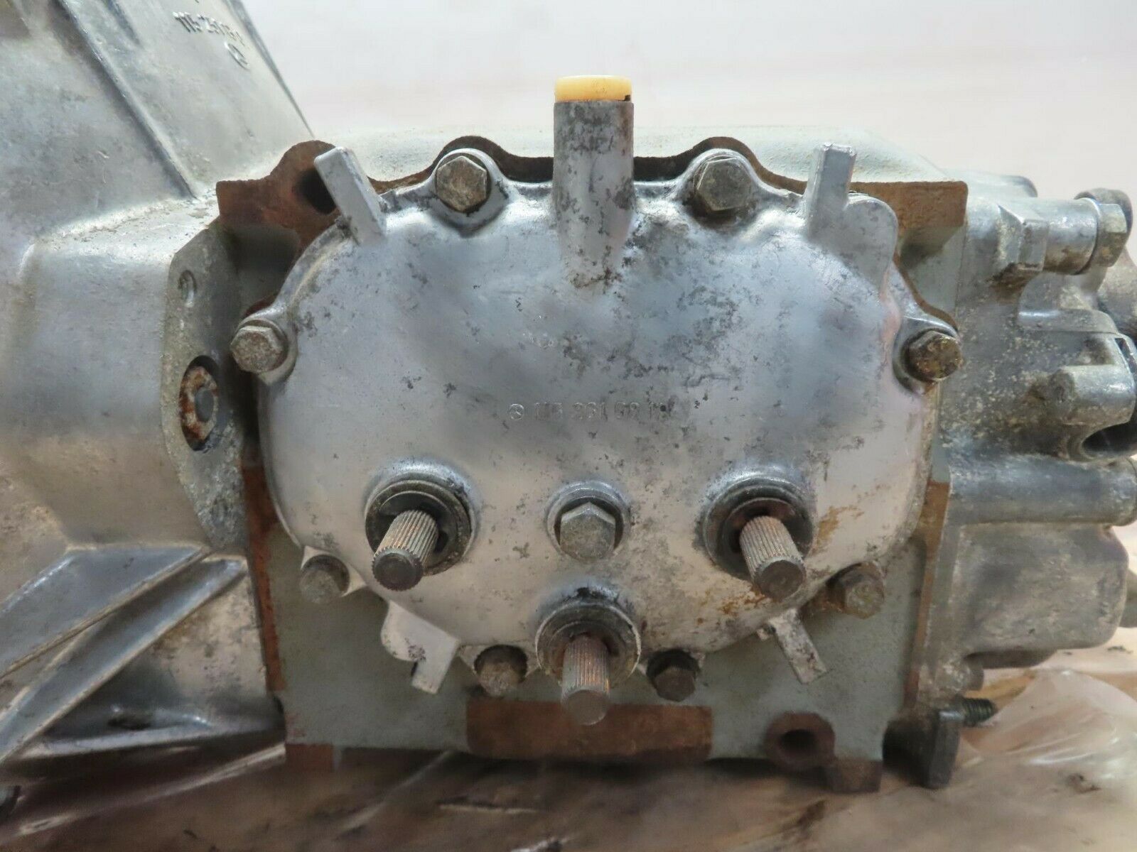 8631 Mercedes-Benz W115 220D Manual Gearbox 1152511301