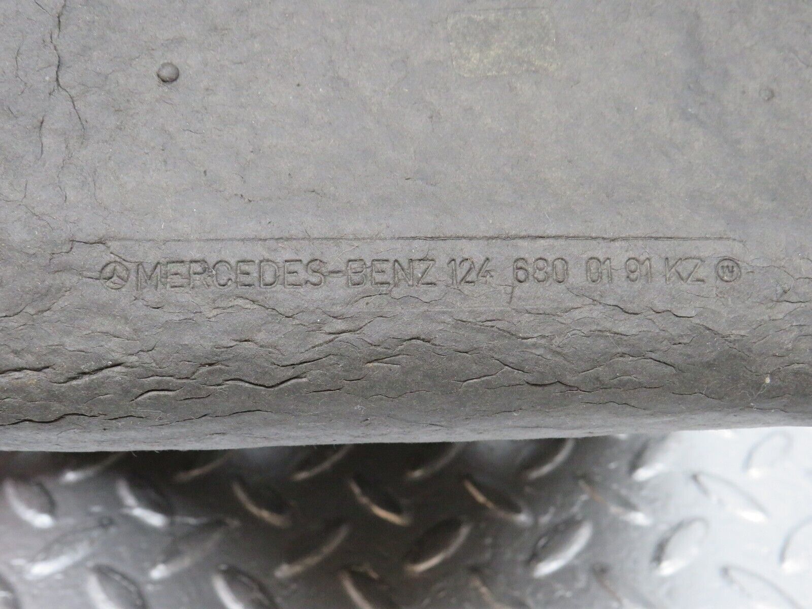 32506 Mercedes-Benz S124 300TE Wagon Glove Box 1246800191