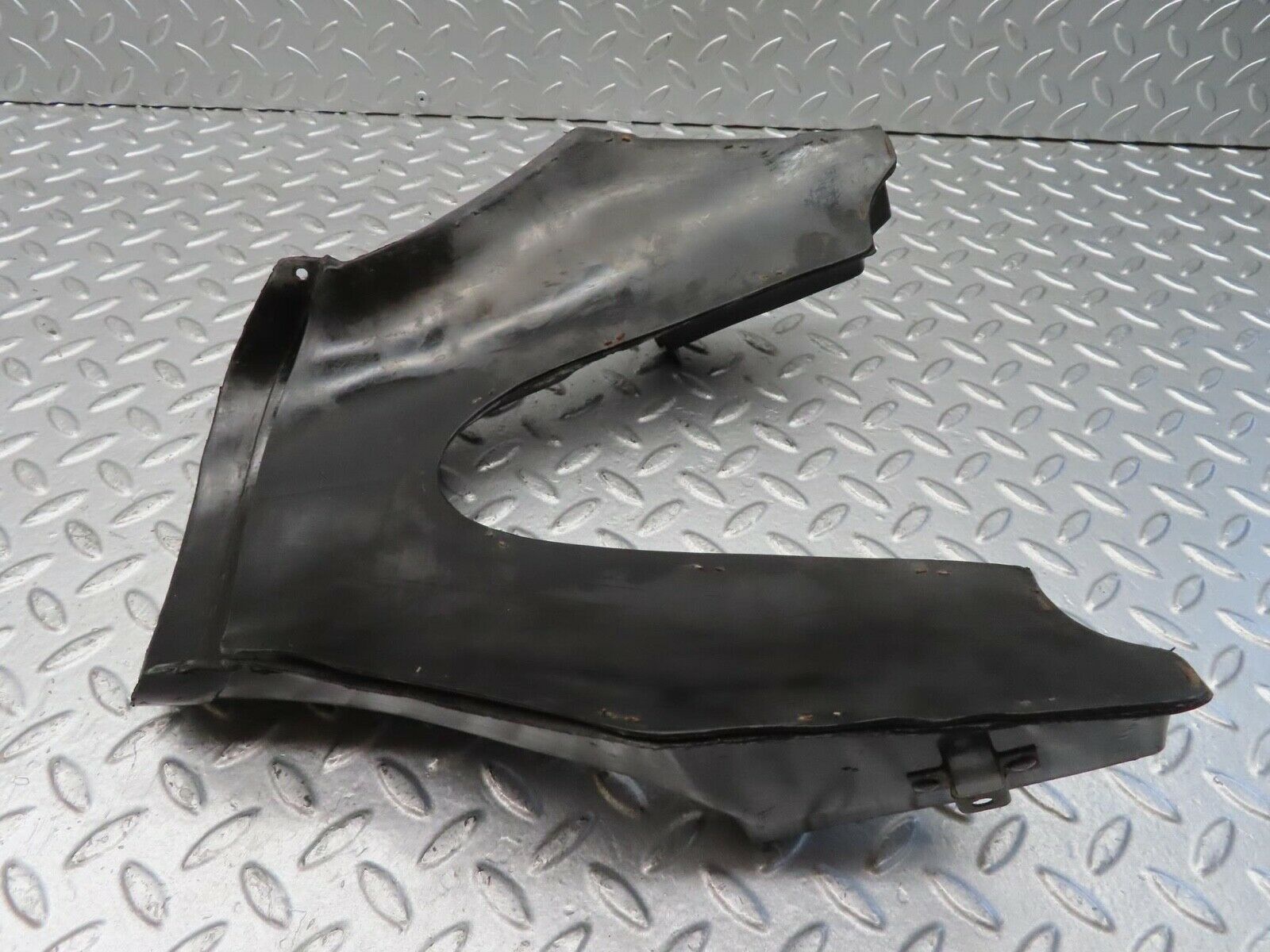 13290 Mercedes-Benz W111 220S Air Vent Duct 1108300024