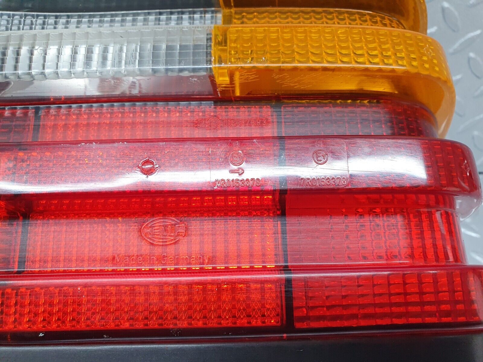 41434 Mercedes-Benz W124 200E Tail Light Right Side Hella 7R0153378