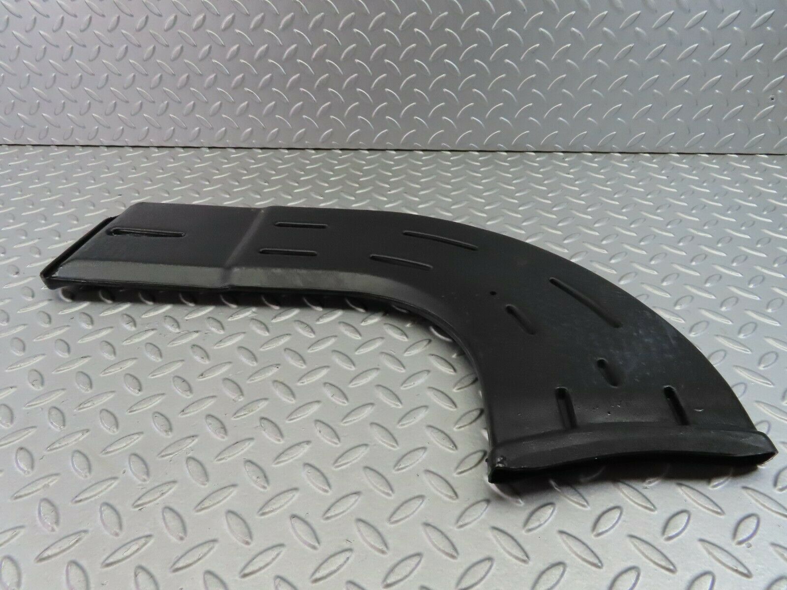 7646 Mercedes-Benz S123 230TE Wagon Heating Air Duct Right Side 1238311046