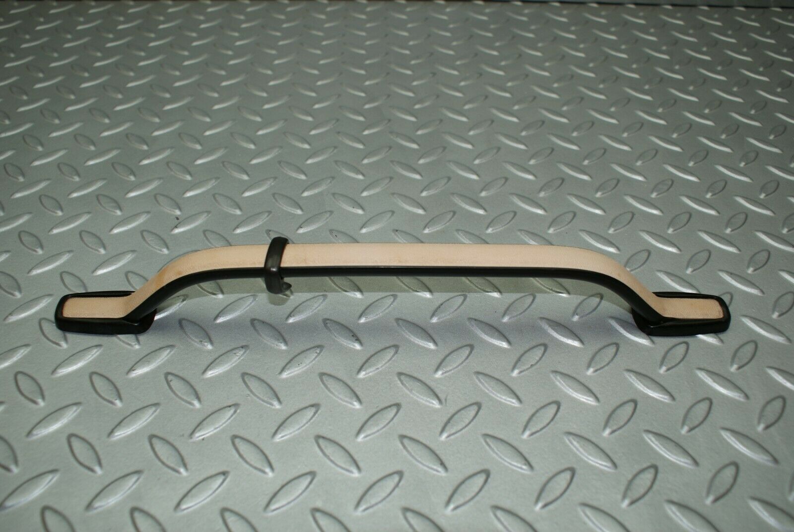 3232 Mercedes-Benz W115 220D Interior Roof Grab Handle Rear