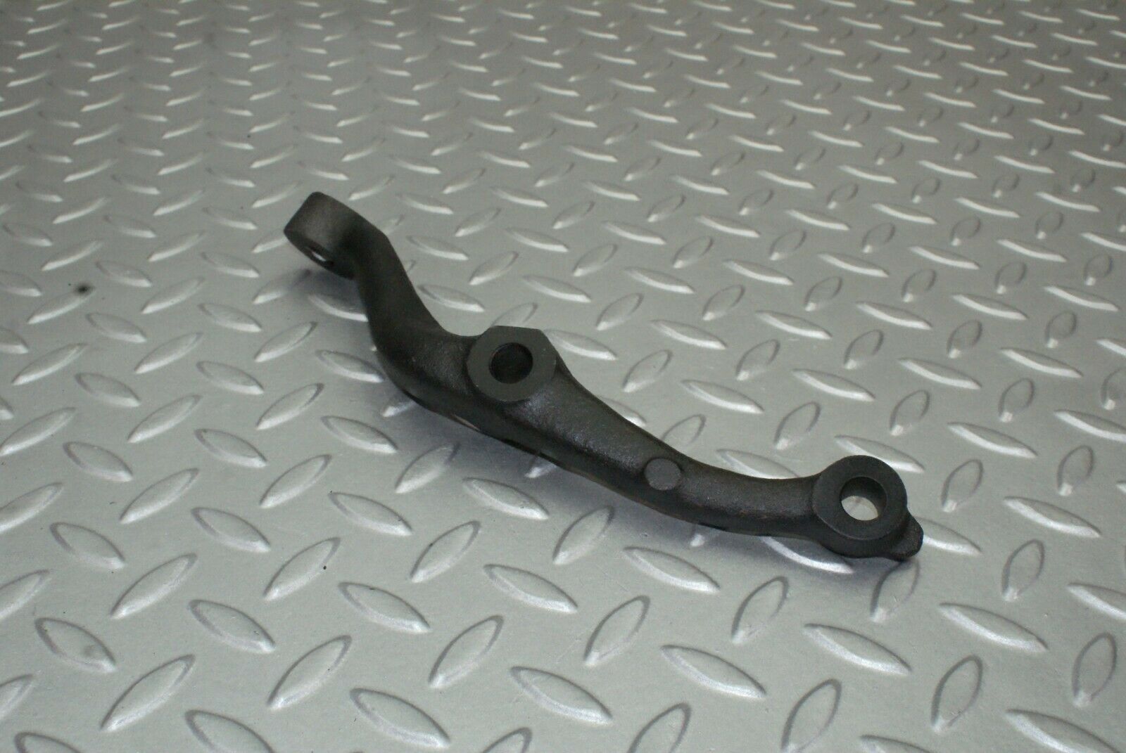 2632 Mercedes-Benz W116 350SE Front Axle Control Arm Left Side