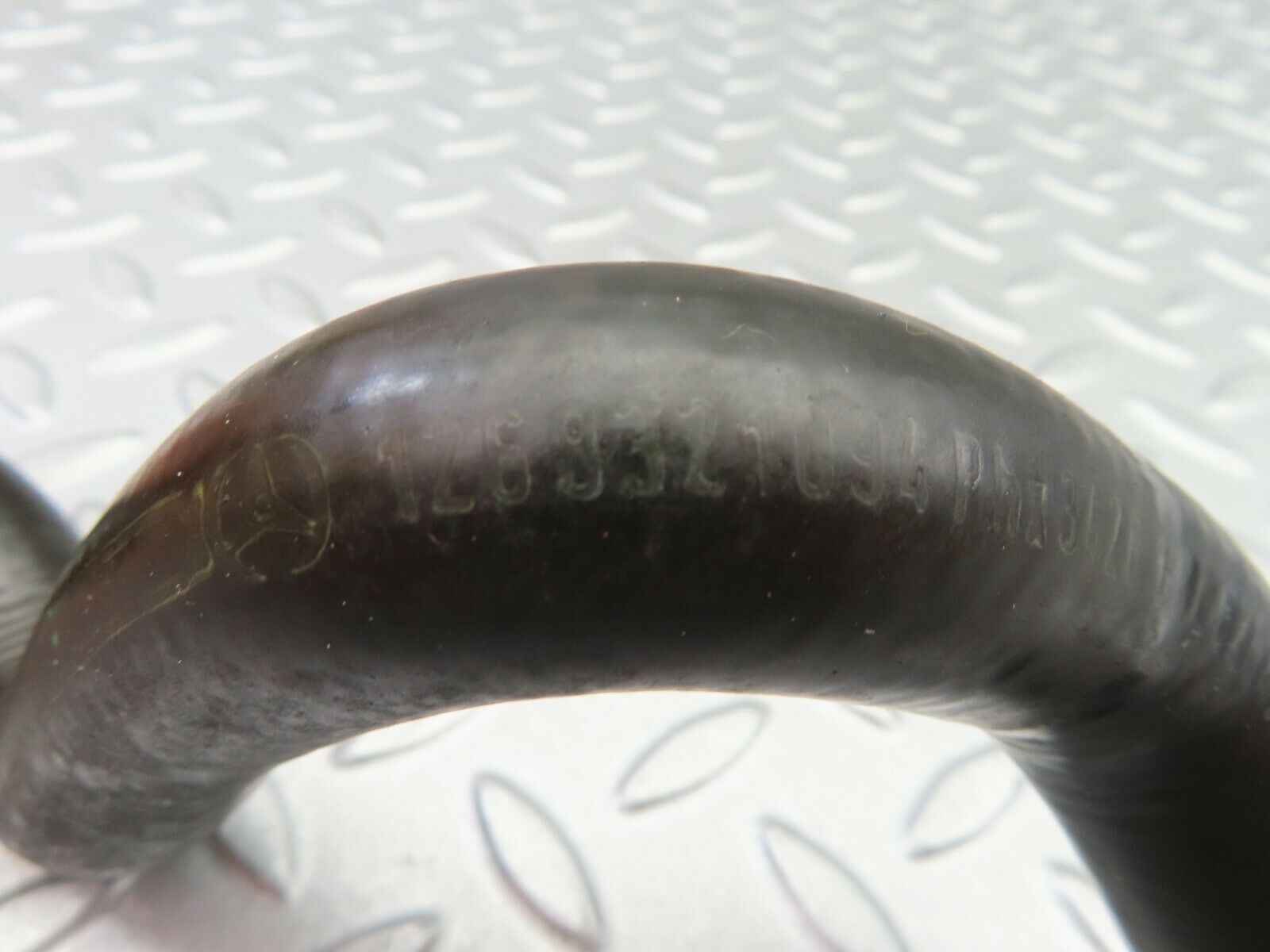 6180 Mercedes-Benz W126 380SE Heater Hose Pipe 1268321094