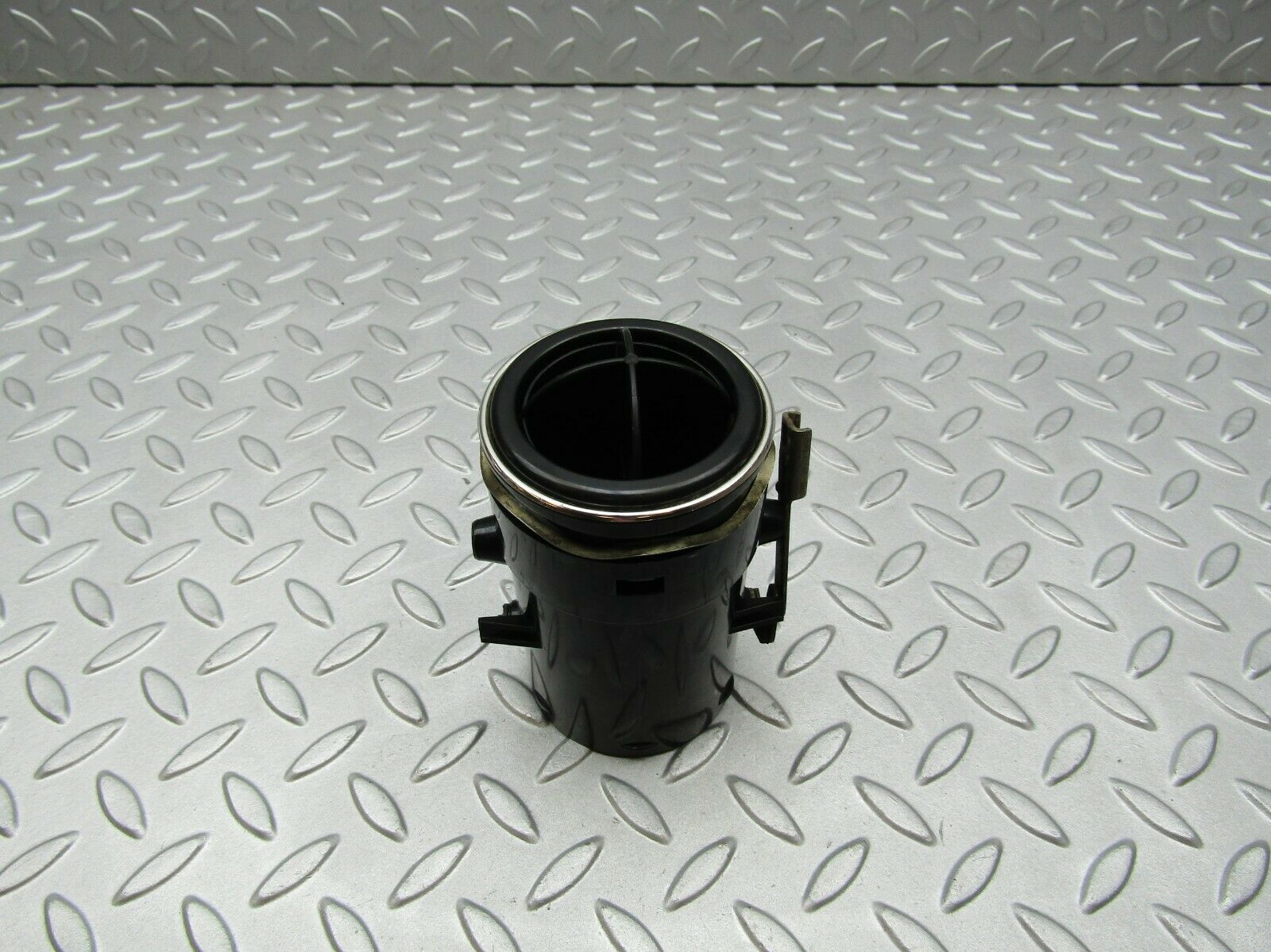 3280 Mercedes-Benz W115 220D Dash Air Vent Right Side