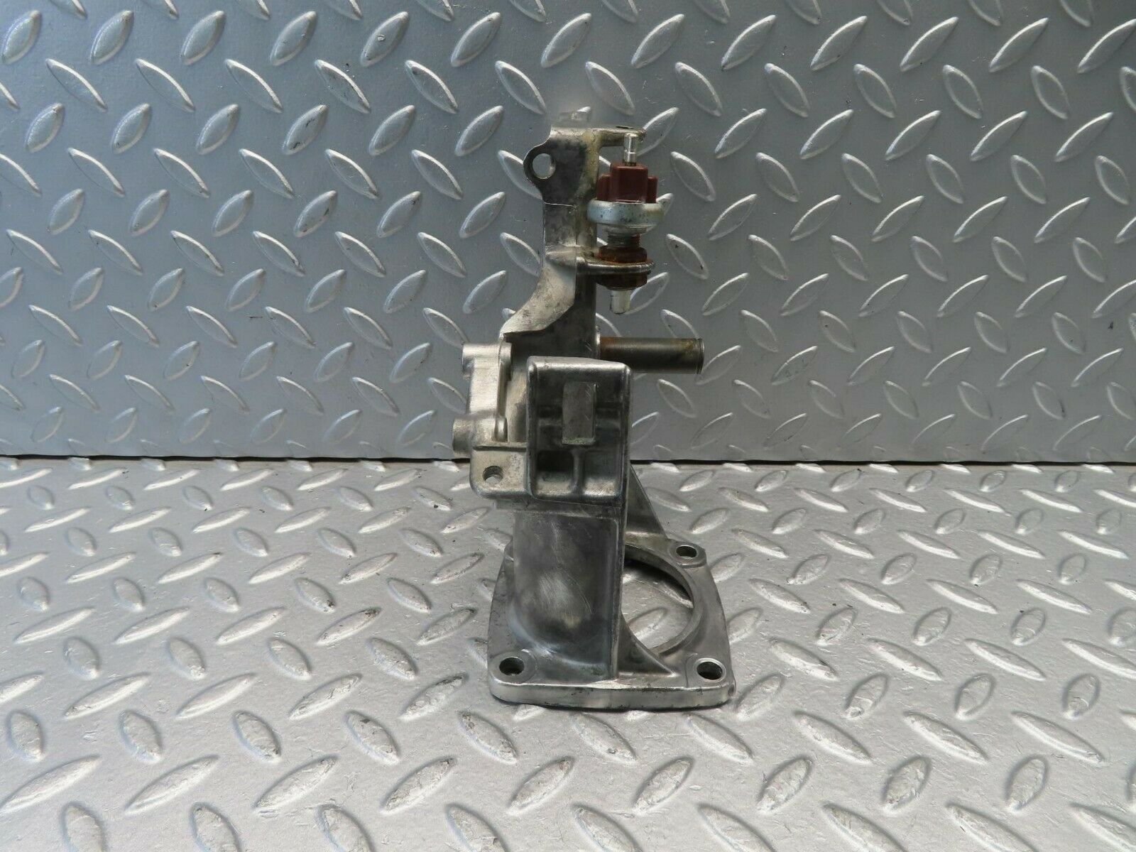 10911 Mercedes-Benz W123 230E Brake Pedal Bracket Support 1232900219