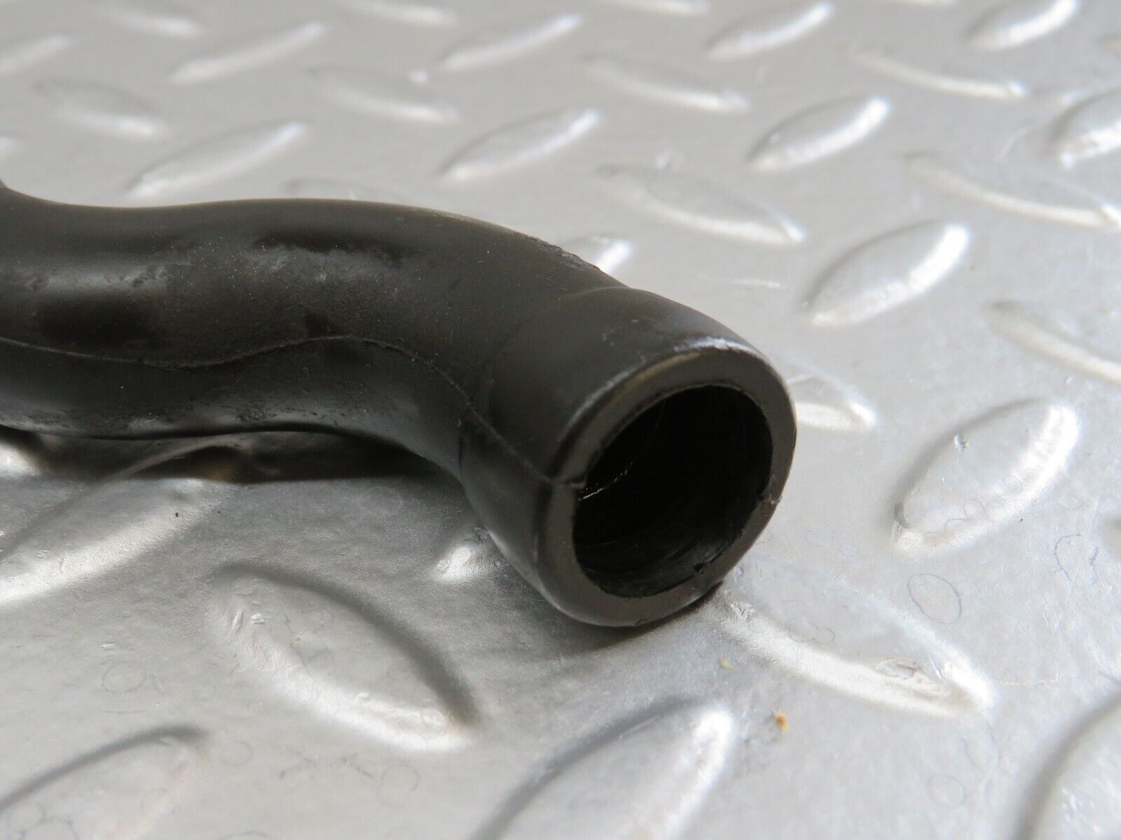 35001 Mercedes-Benz W210 320E Engine Crankcase Breather Hose Pipe 1120180482