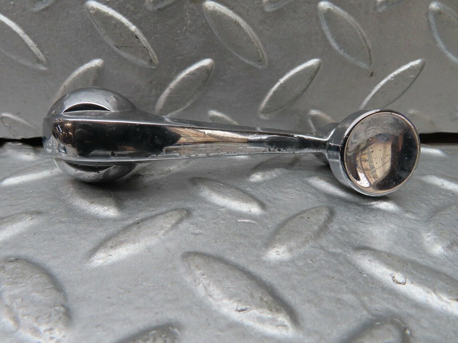 18582 Mercedes-Benz W120 W121 Ponton Window Lifter Crank Handle Chrome