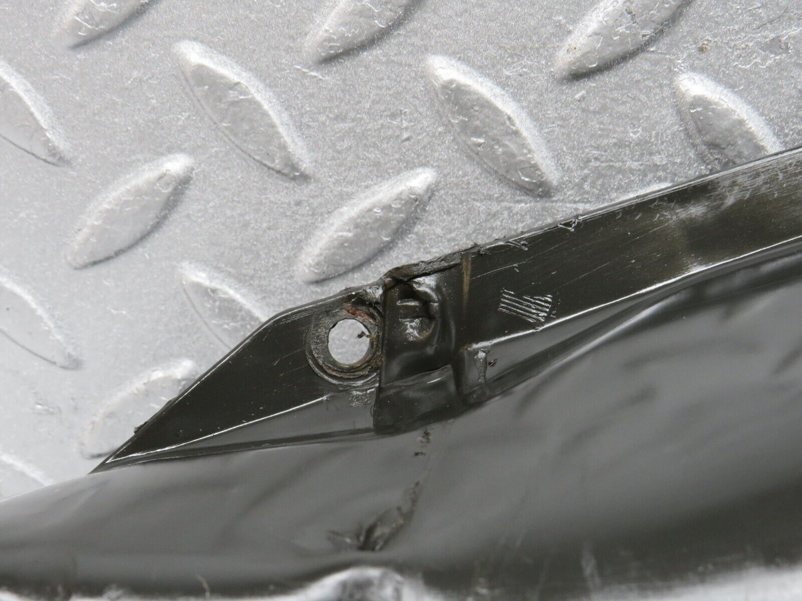 38433 Mercedes-Benz R129 280SL Coupe Rear Control Arm Cover Pair 1293520188