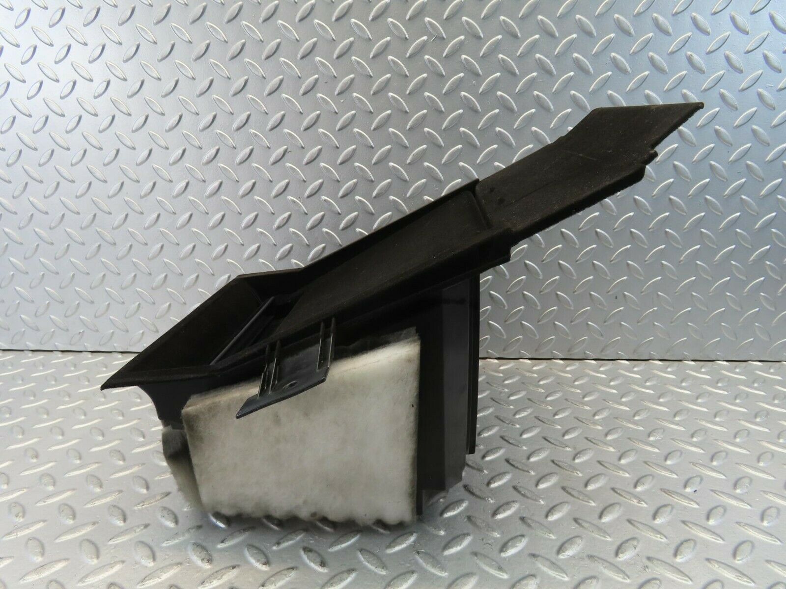 11161 Mercedes-Benz W221 S320 Rear Storage Box Compartment 2216802350