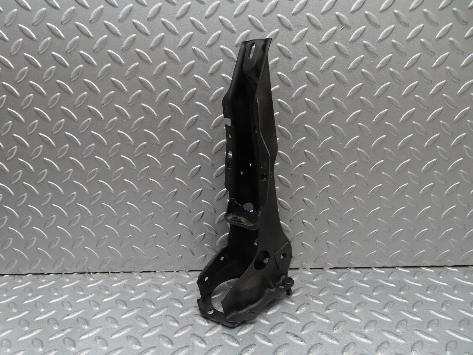 12441 Mercedes-Benz W108 280SE 3.5 Brake Pedal Bracket