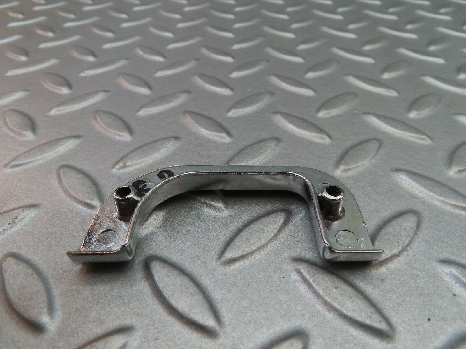 6072 Mercedes-Benz W126 380SE Right Interior Chrome Door Latch Trim 1237230224