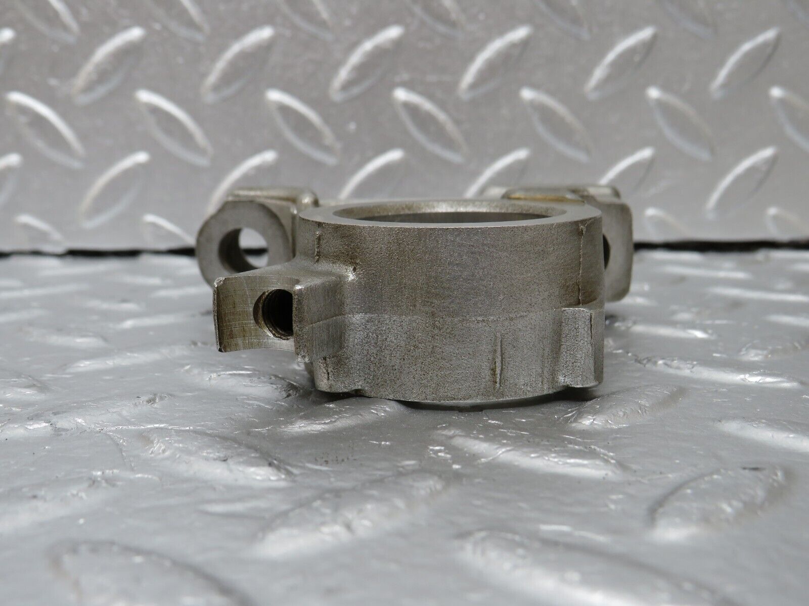 34621 Mercedes-Benz C126 380SEC Coupe Camshaft Tower Bearing 1160513610