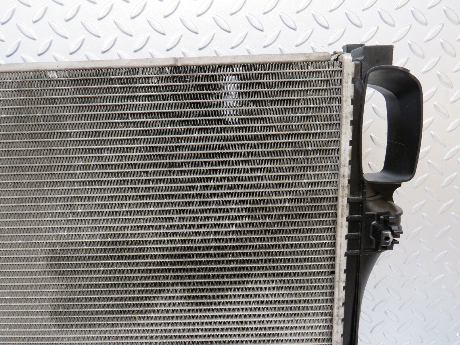 35118 Mercedes-Benz W221 Engine Coolant Radiator Valeo 2215000203