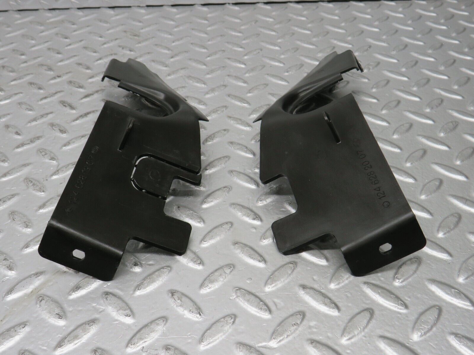 30288 Mercedes-Benz W124 230E Headlight Frame Covers 1246281907 1246282007