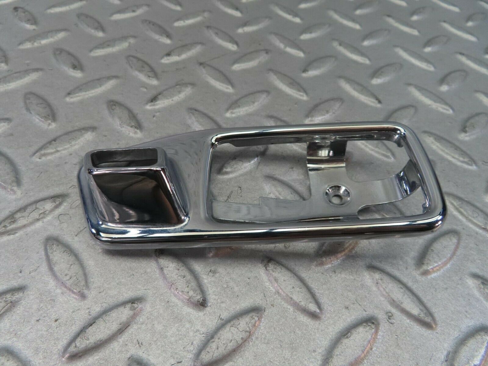 8719 Mercedes-Benz W116 Chrome Door Handle Surround Right 1167660211
