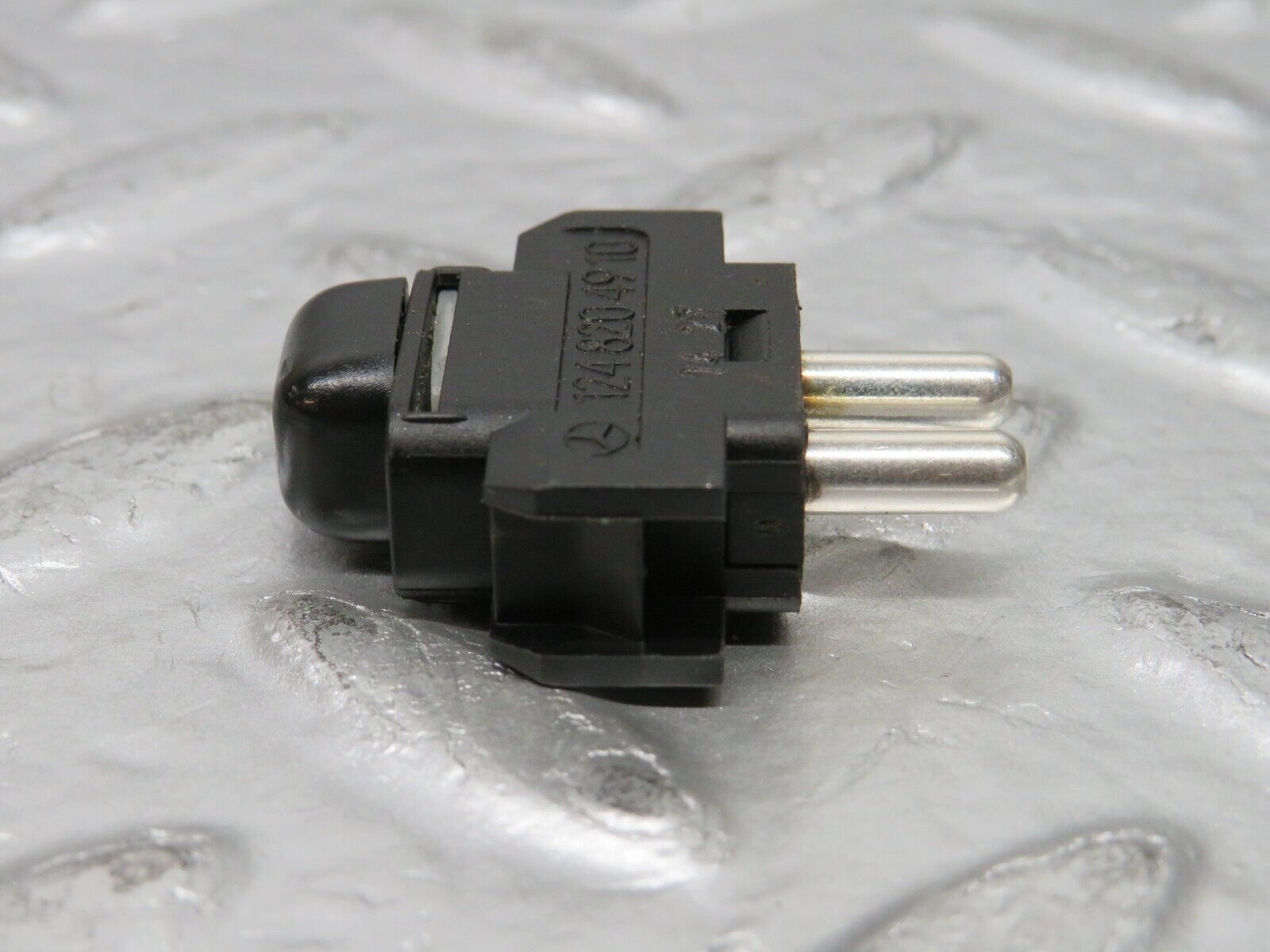 30513 Mercedes-Benz W124 230E Child Lock Control Switch 1248204910