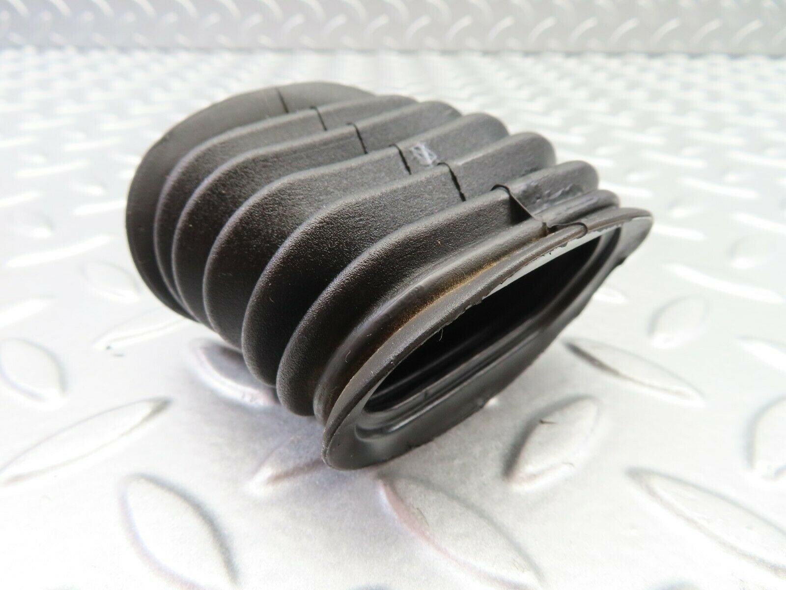 6544 Mercedes-Benz S124 E220 Wagon Rear Door Wire Protector Rubber 1248210597