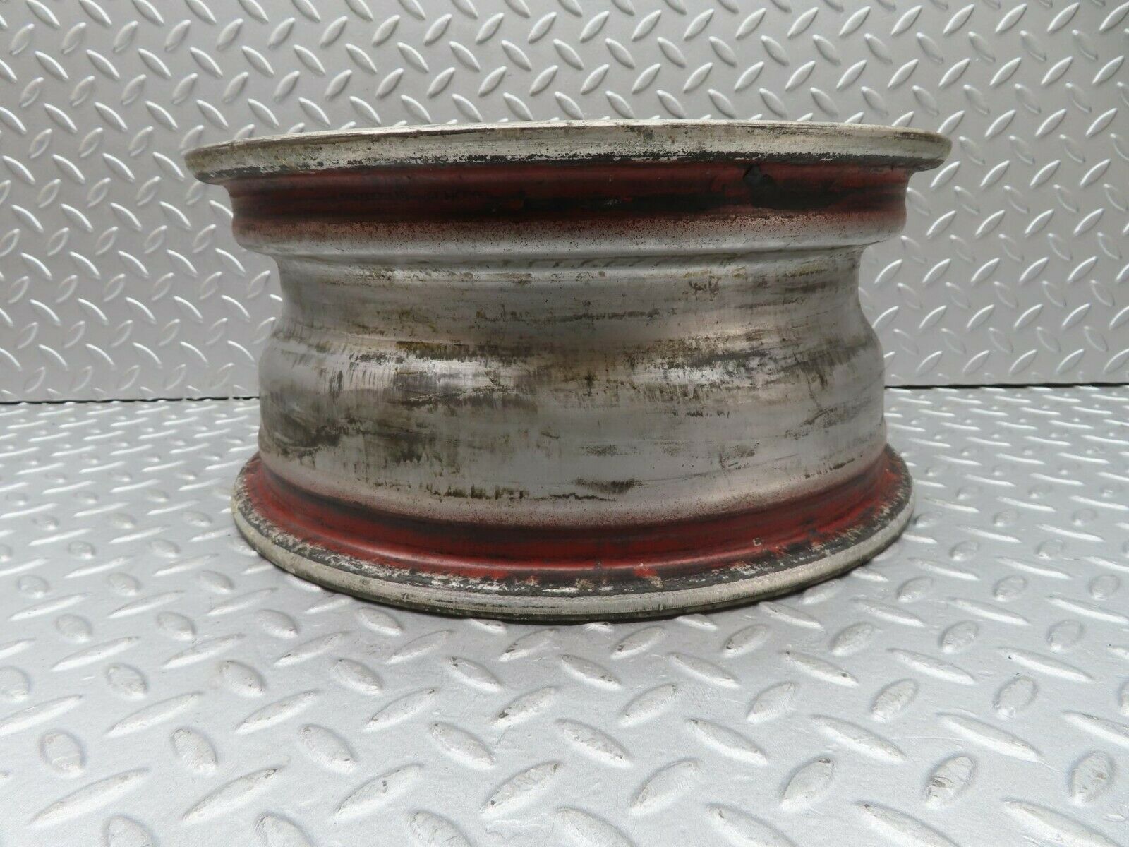 12107 Mercedes-Benz Alloy Wheel Mexican Hat 6Jx14H2 ET30 1264001902