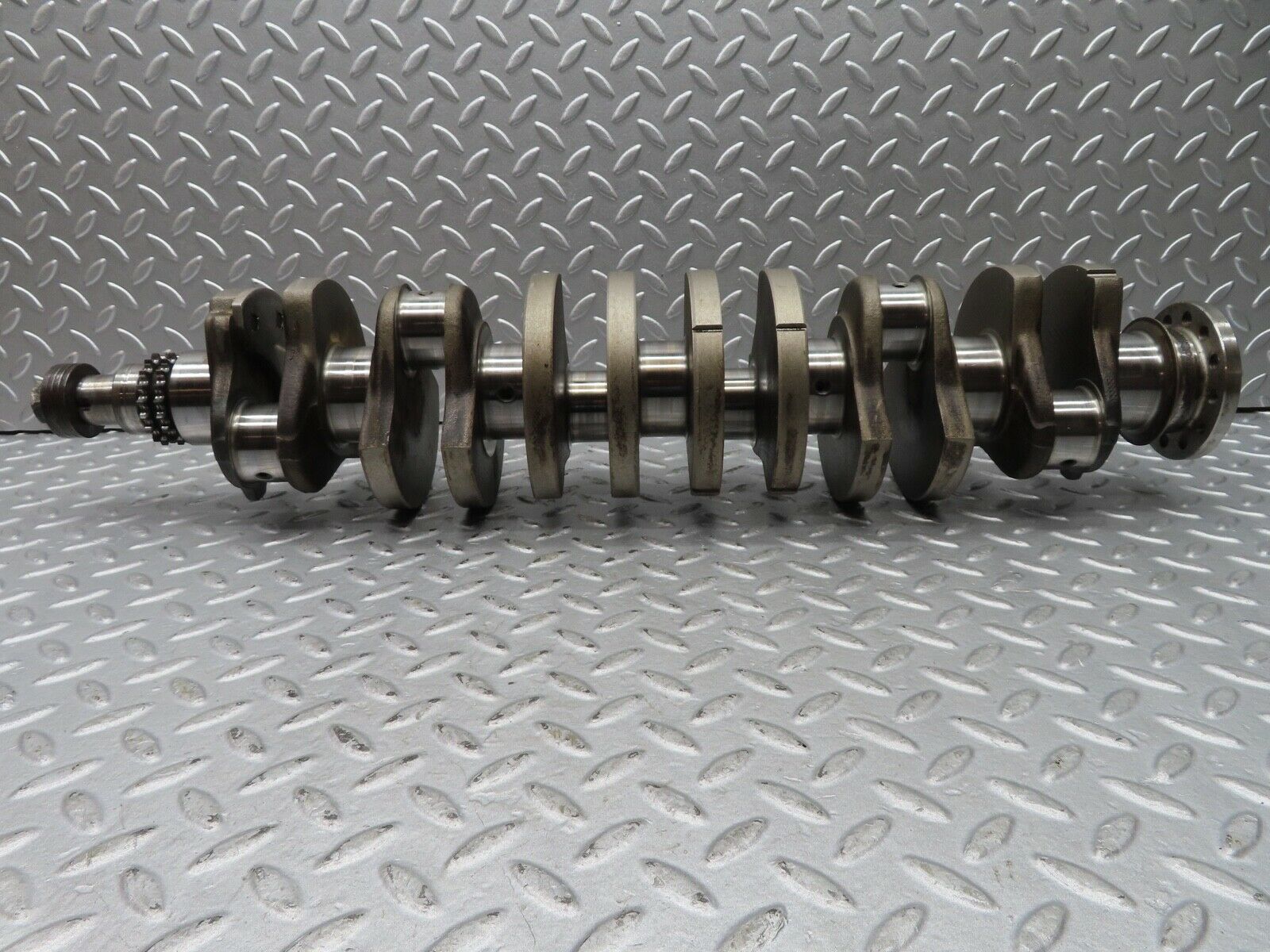 16995 Mercedes-Benz C123 280CE Coupe Crankshaft 1100310701