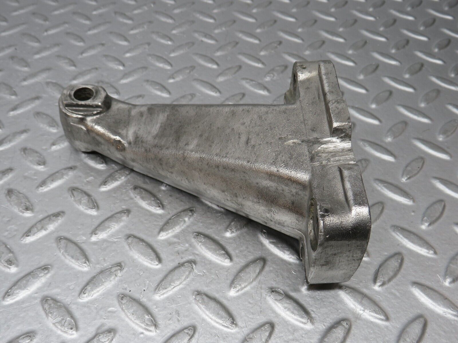 35902 Mercedes-Benz 240D OM616.912 Engine Mount Bracket Left Side 1802233804