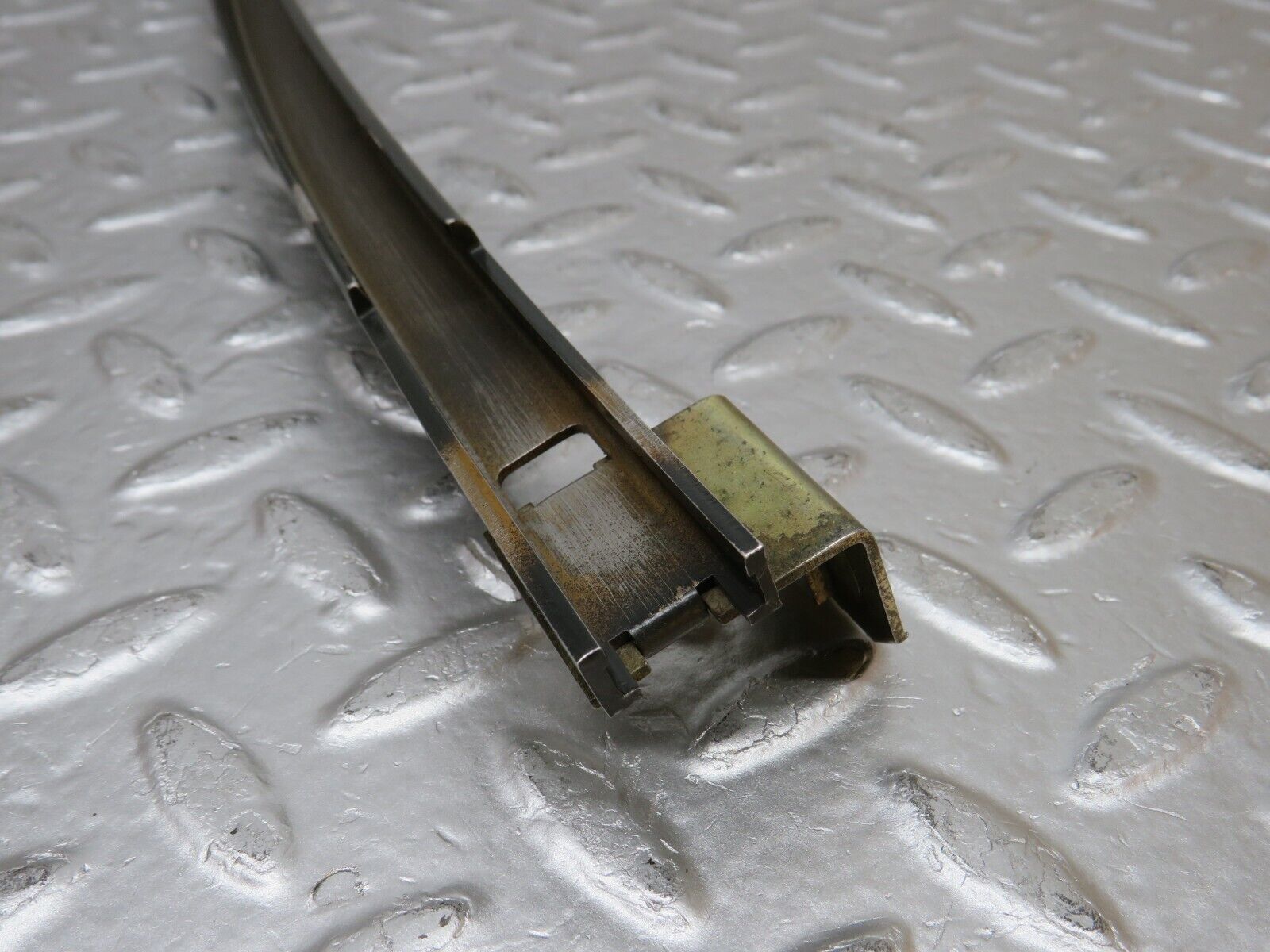 32314 Mercedes-Benz S124 300TE Wagon Rear Right Door Window Channel