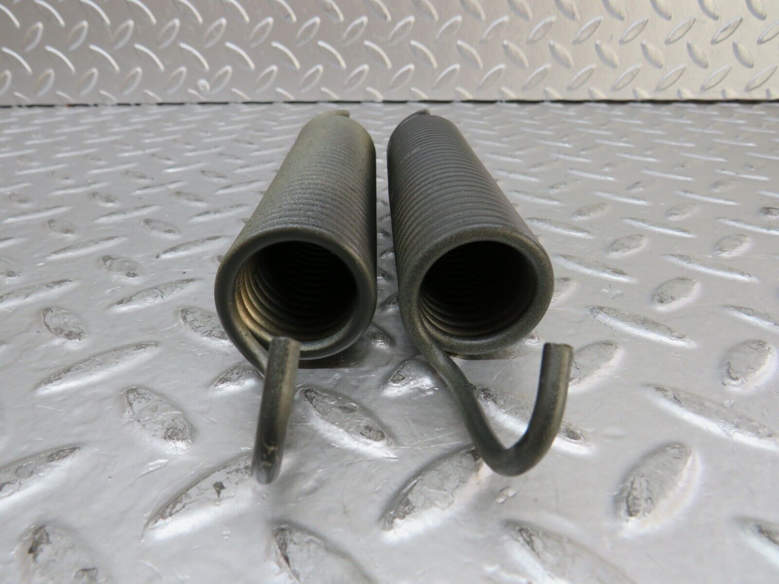 27160 Mercedes-Benz W123 280E Trunk Lid Hinge Spring Pair