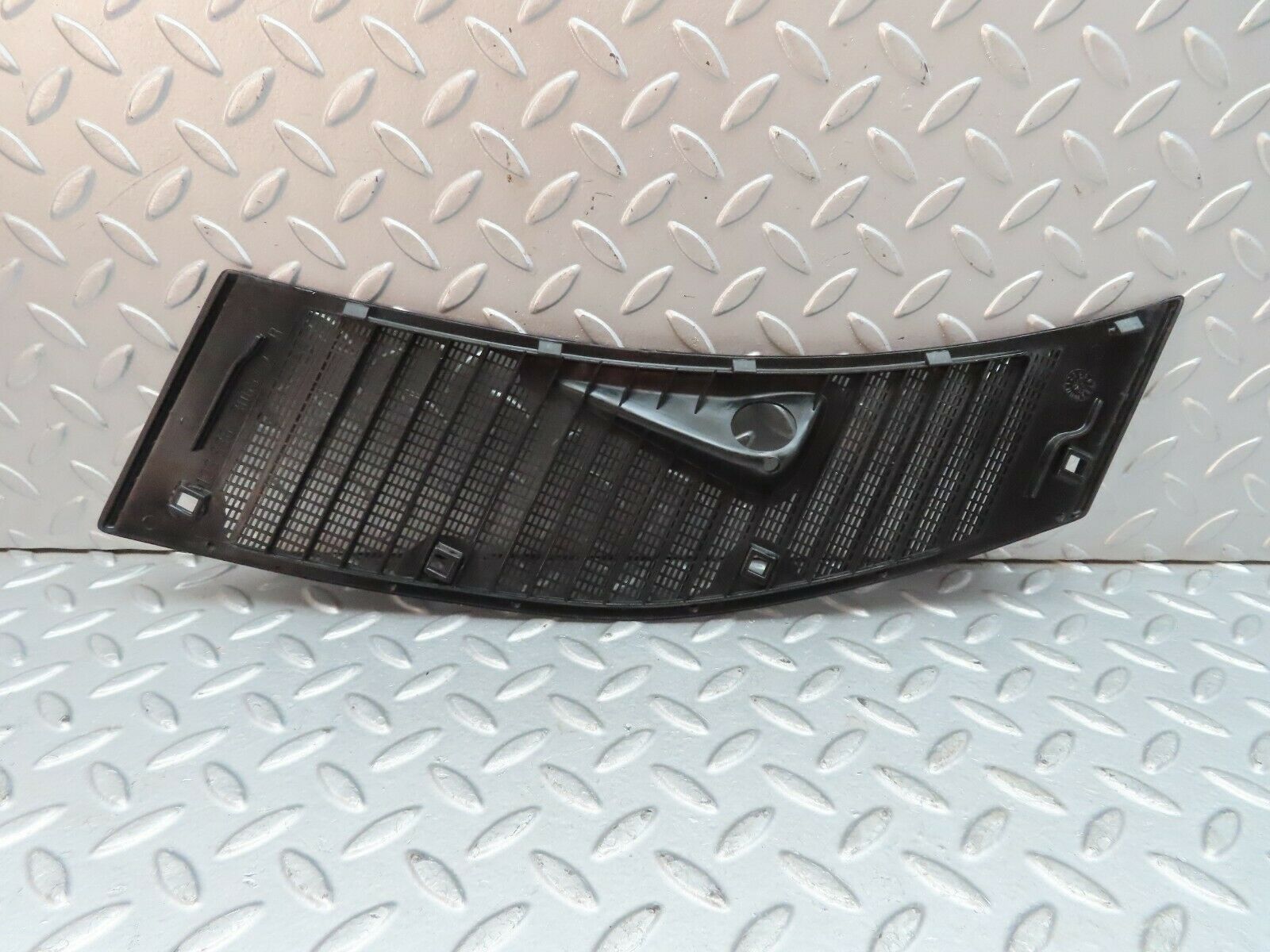 9577 Mercedes-Benz C123 280CE Coupe Air Intake Grill Right Side 1238363065