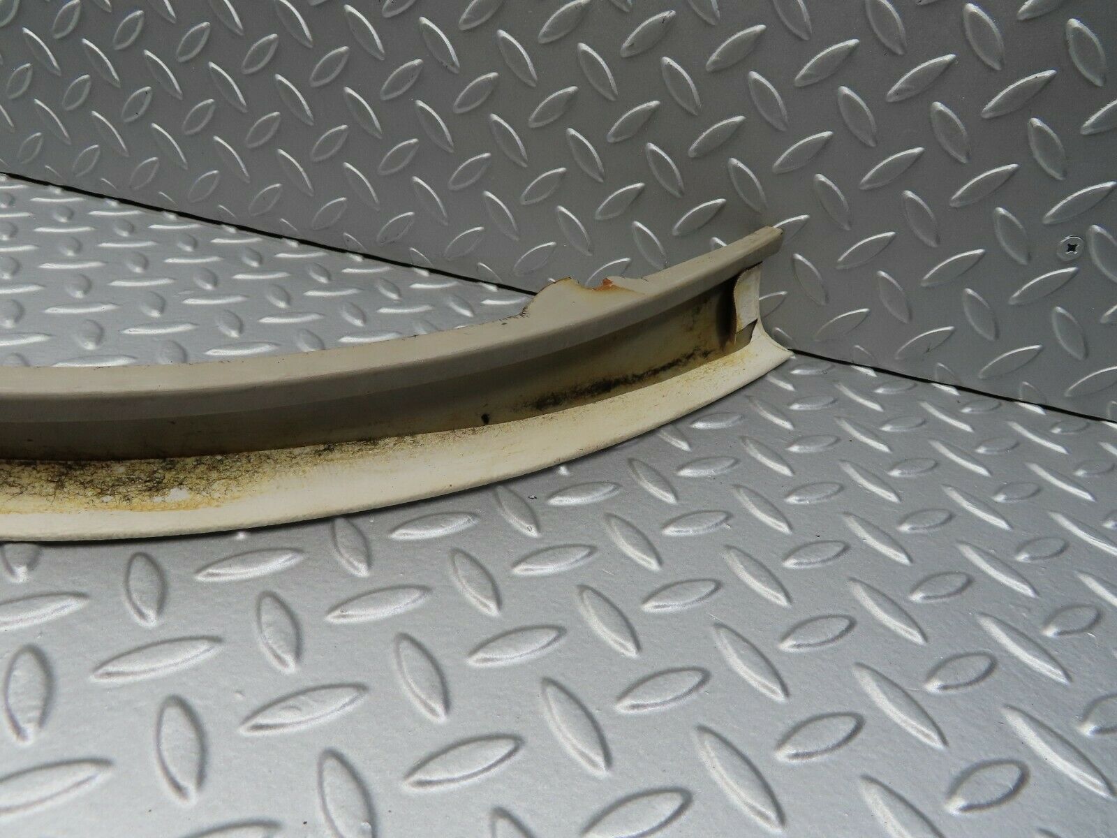 7153 Mercedes-Benz C107 350SLC Coupe Interior Window Trim Panel Rear