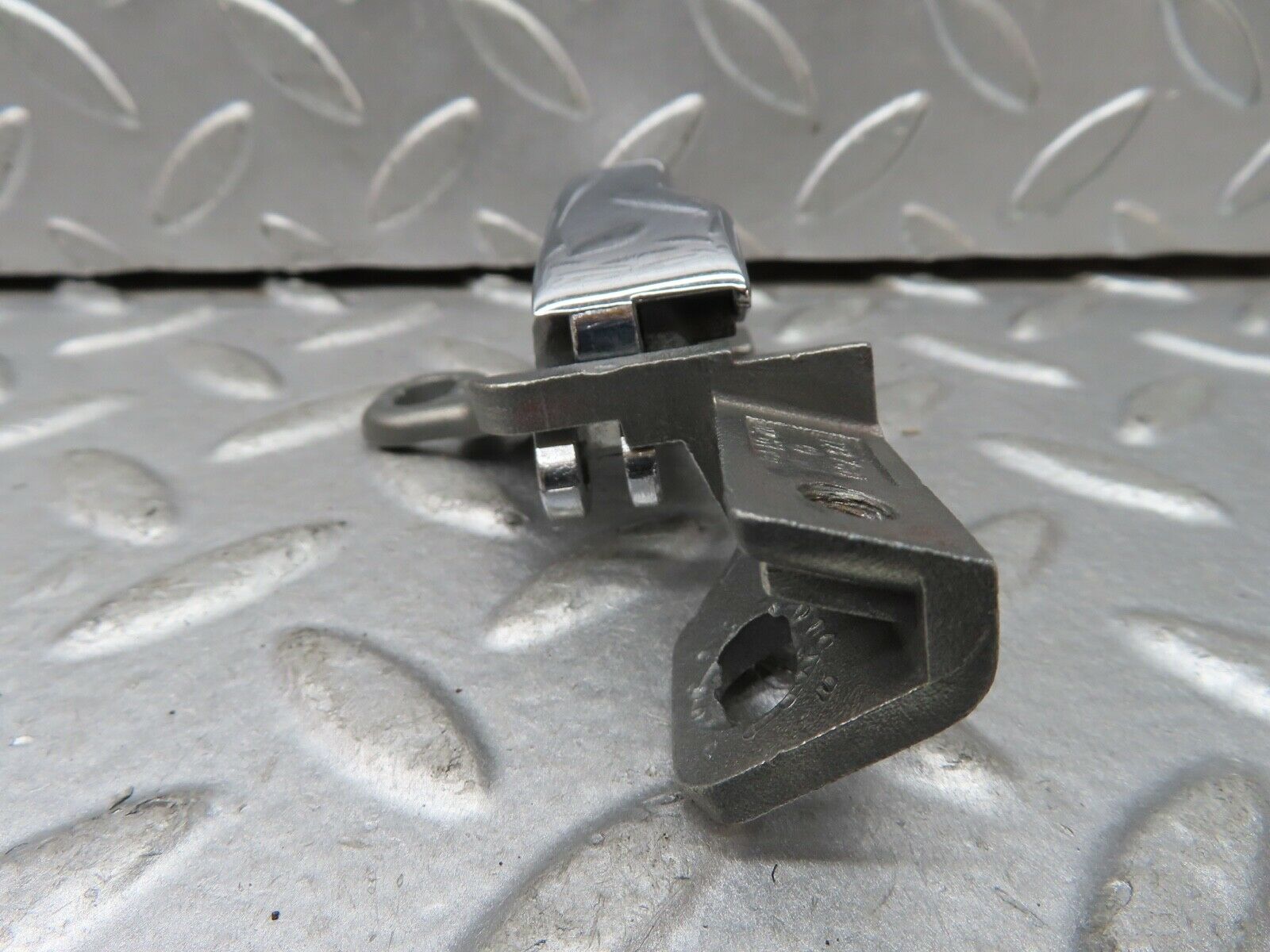 19157 Mercedes-Benz W123 300D Right Interior Door Handle 1237600261