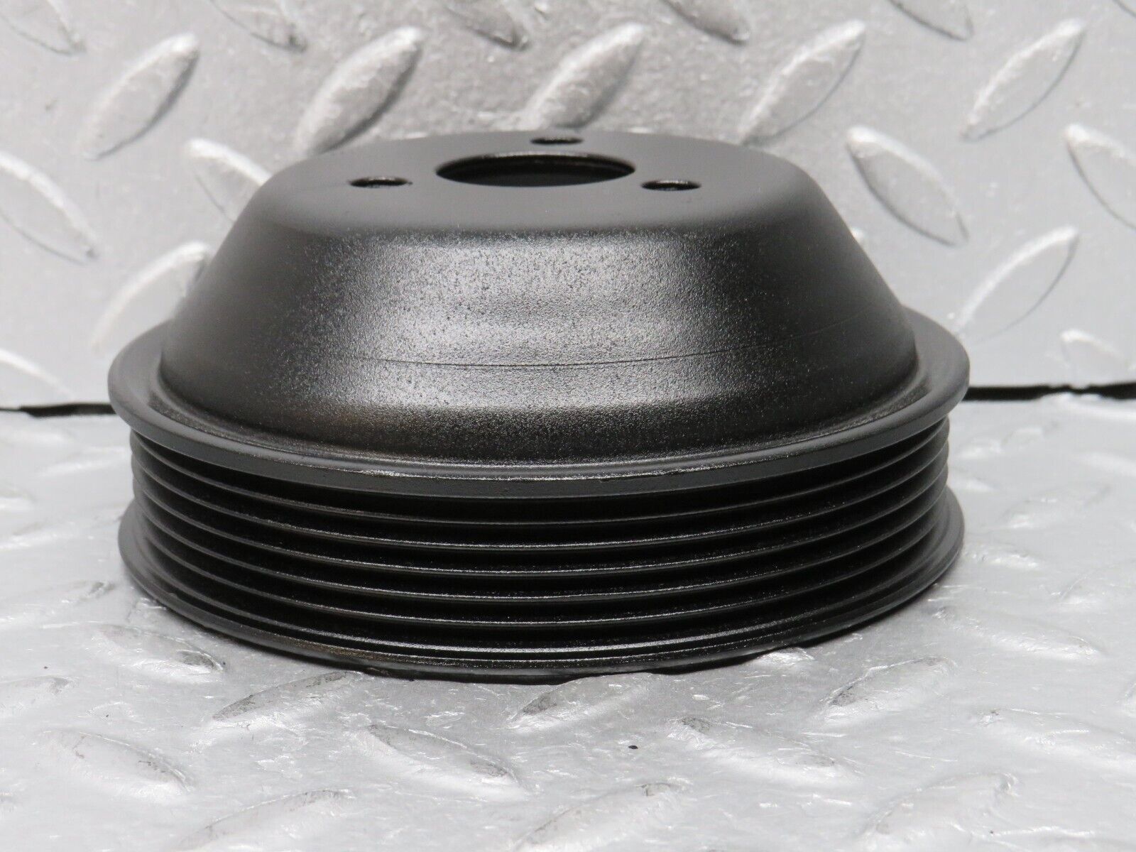 38547 Mercedes-Benz R129 280SL Coupe Water Pump Pulley 1042300015