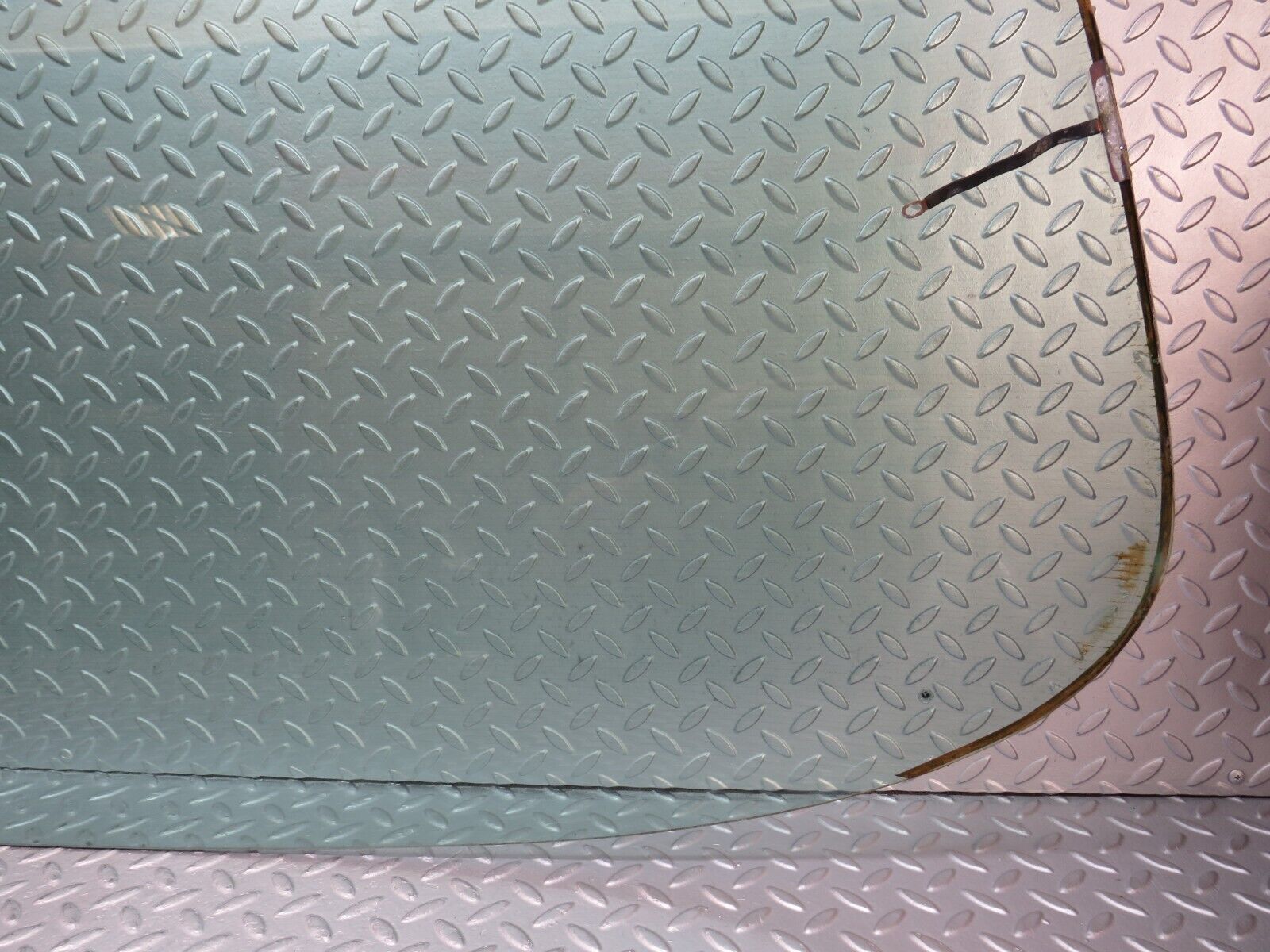 36010 Mercedes-Benz W126 420SE Rear Heated Windscreen