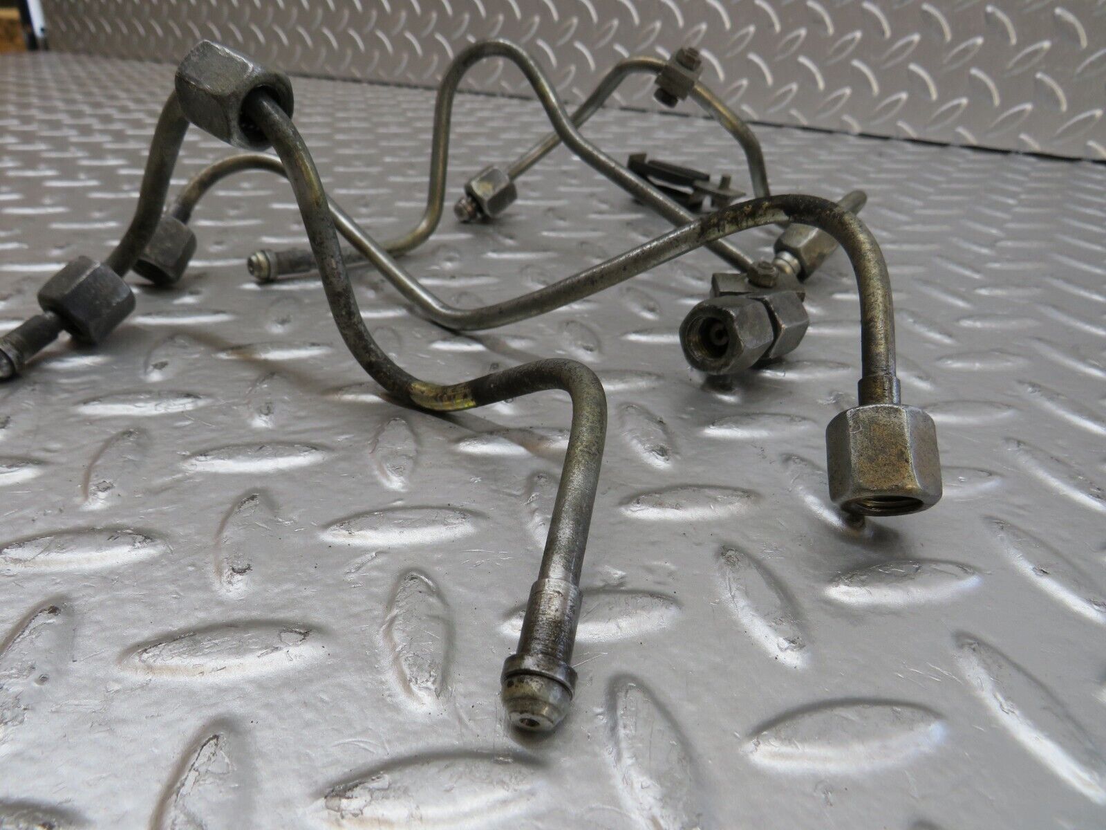 26925 Mercedes-Benz W123 240D Fuel Line Hose Set