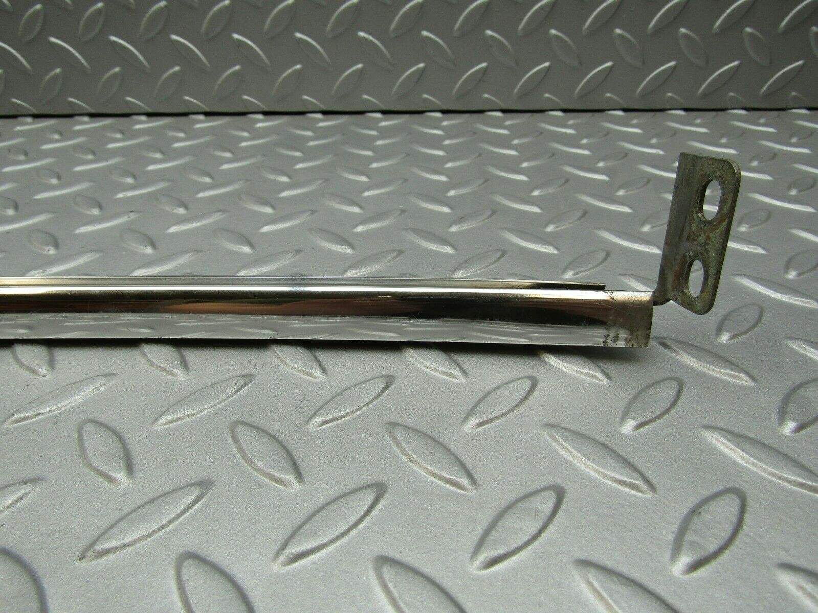 3322 Mercedes-Benz W115 220D Rear Right Chrome Window Chanel