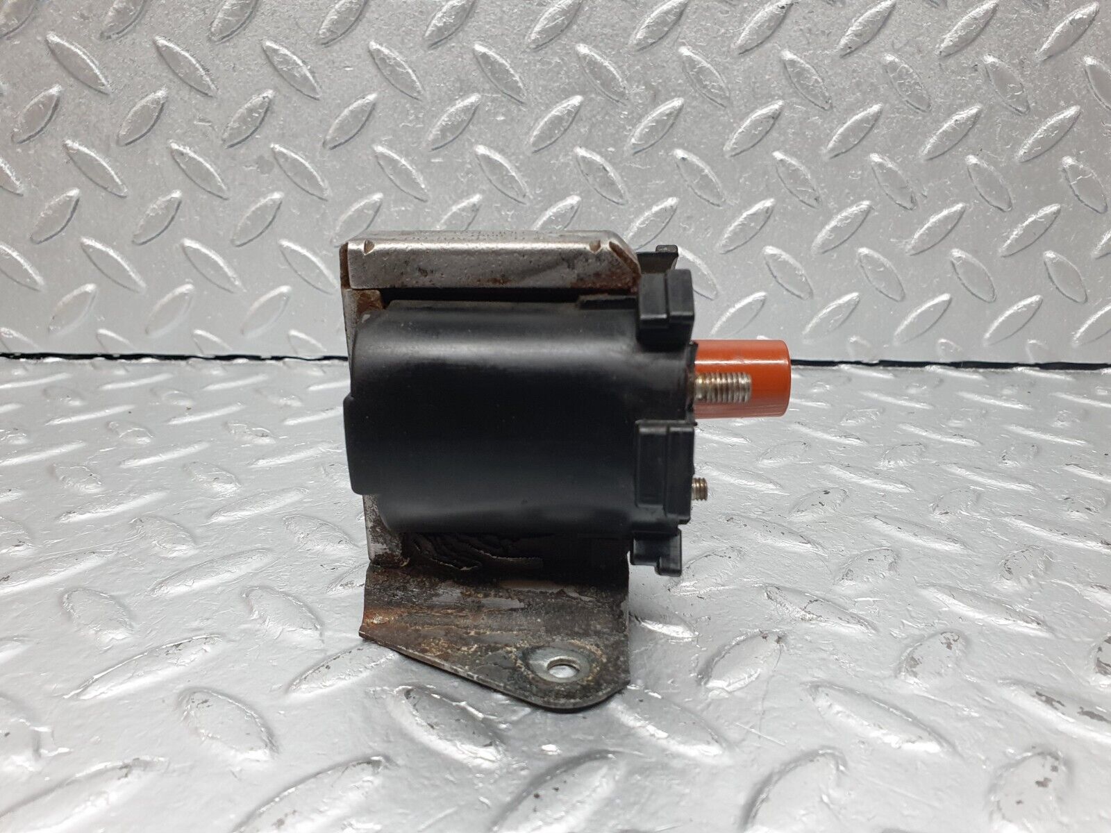 40917 Mercedes-Benz W126 300SE Ignition Coil 0001584803