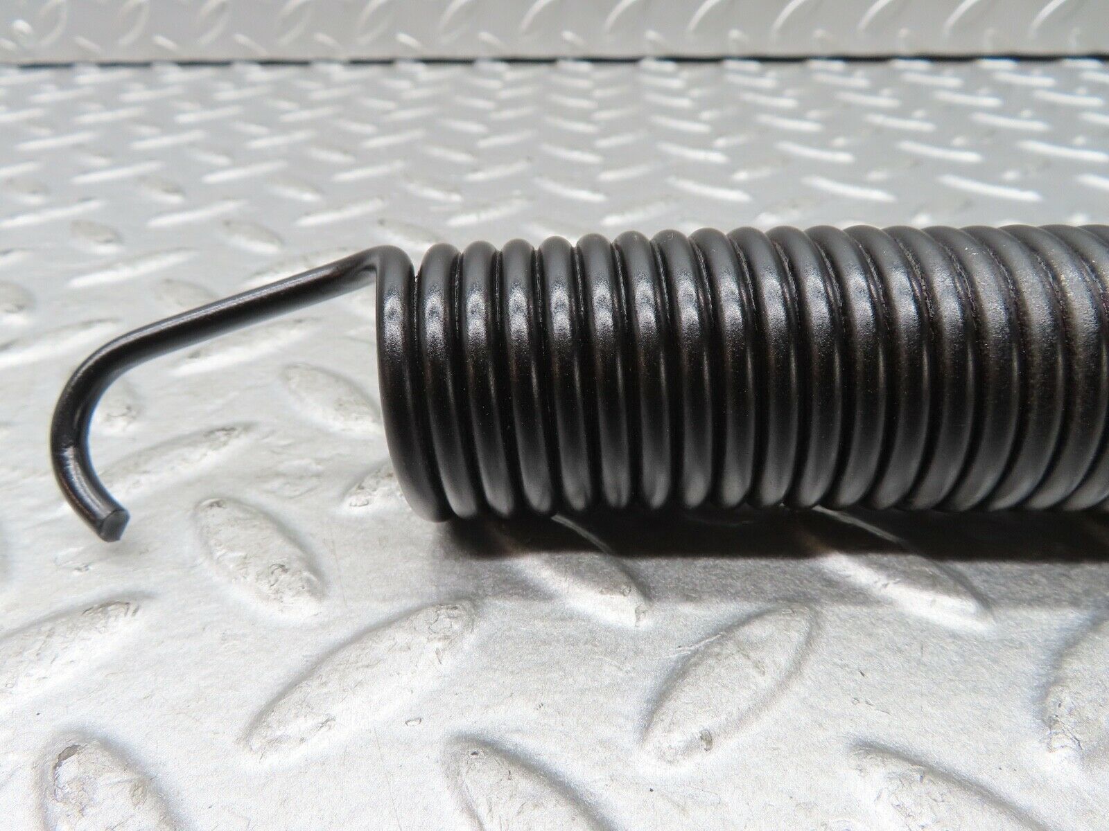 19089 Mercedes-Benz W123 300D Trunk Lid Hinge Spring