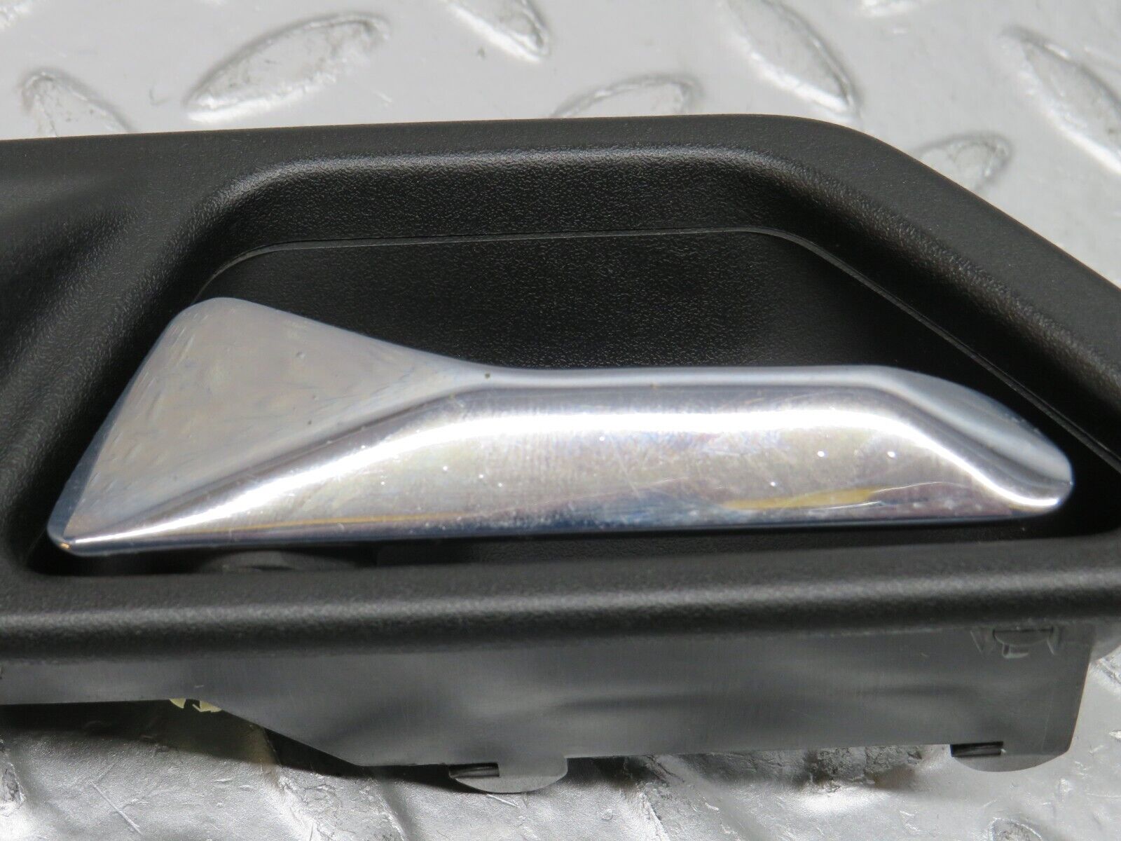 32445 Mercedes-Benz S124 300TE Rear Left Interior Door Handle 1247600161