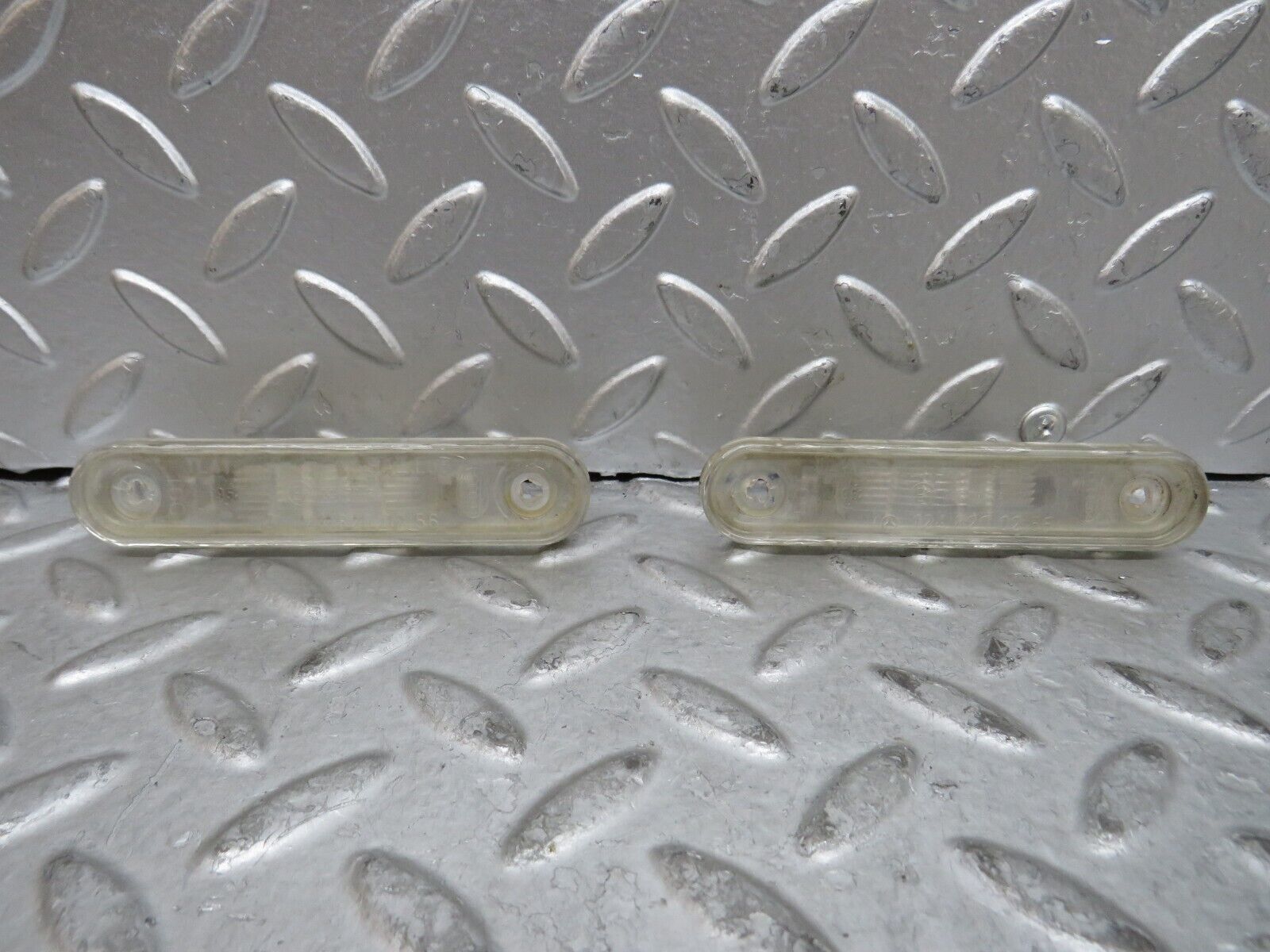 29142 Mercedes-Benz C124 320CE Coupe number Plate Light Pair 1248200256