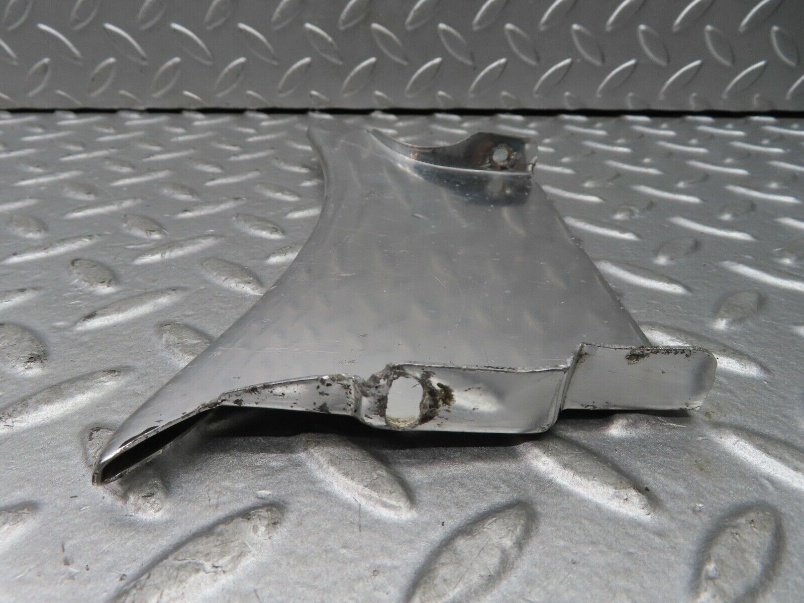 19001 Mercedes-Benz W121 190b Ponton Air Intake Chrome Cover Left Side