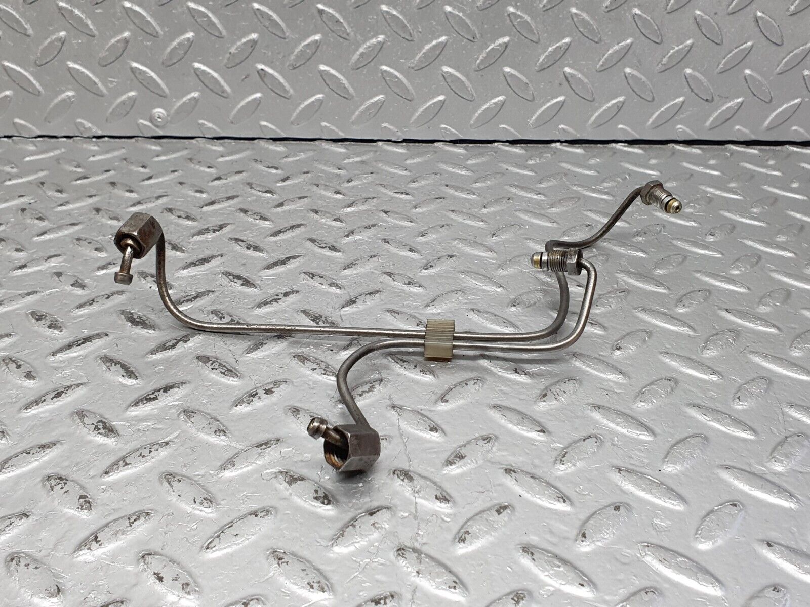 41248 Mercedes-Benz W126 300SE Fuel Line Hose Set