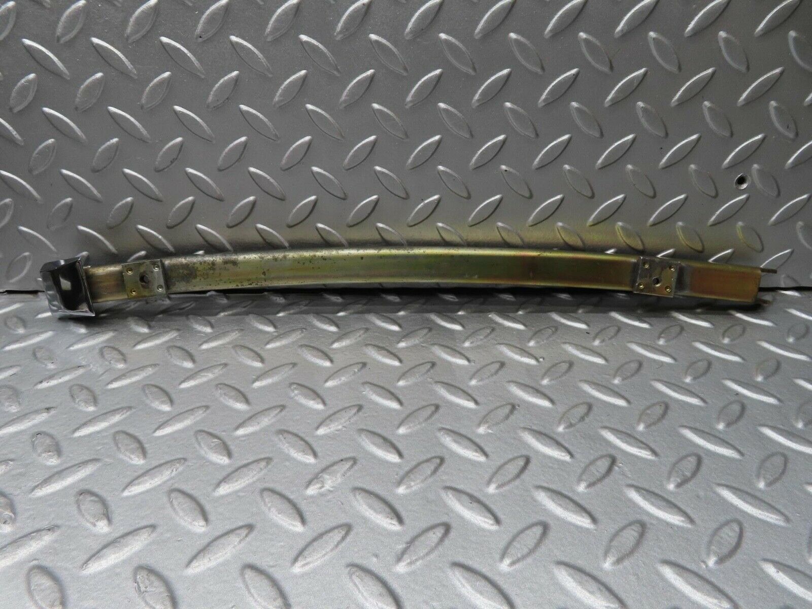 16739 Mercedes-Benz C107 380SLC Right Door Rear Window Channel