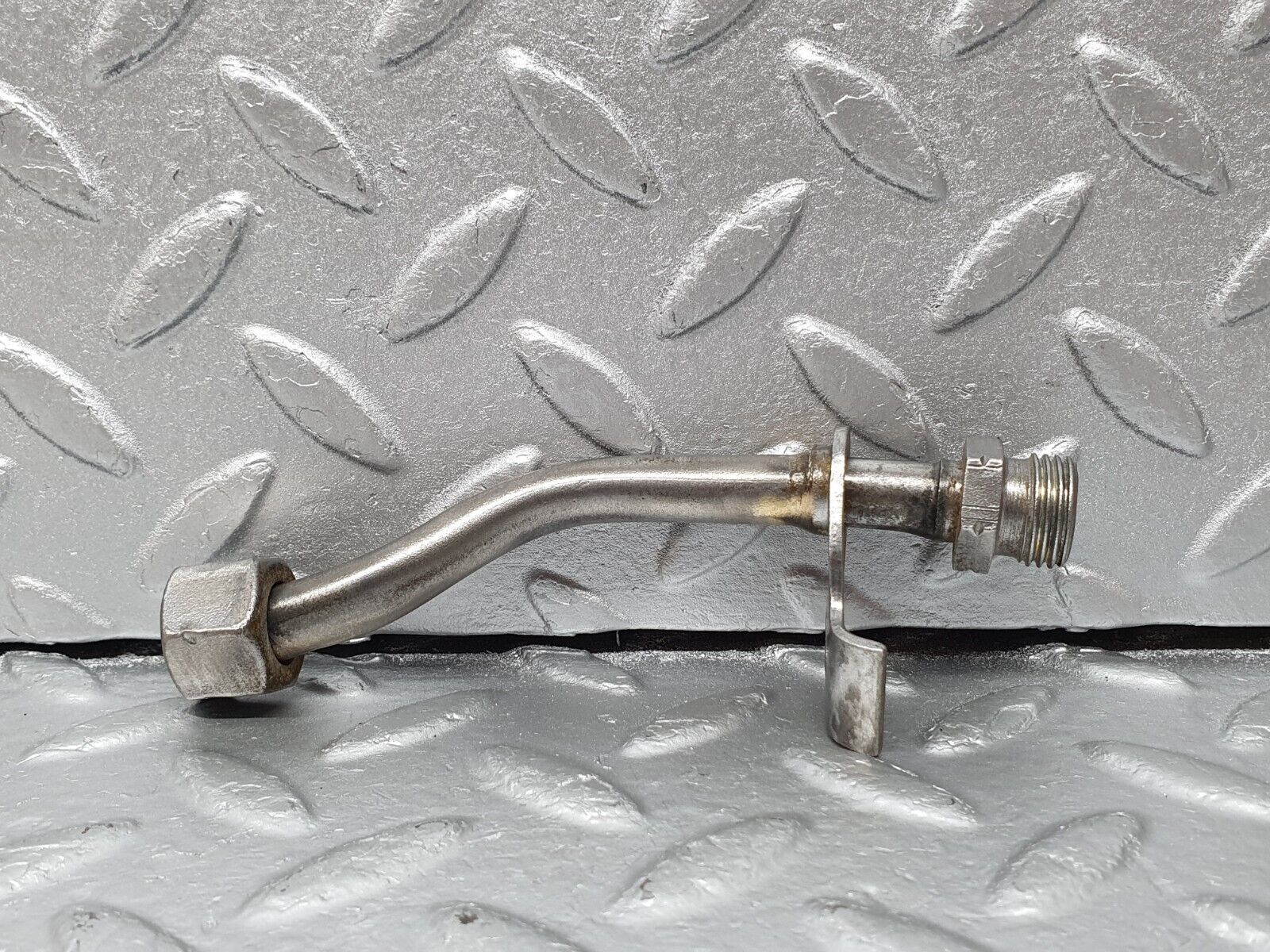 41350 Mercedes-Benz W116 350SE Intake Manifold Brake Servo Pipe