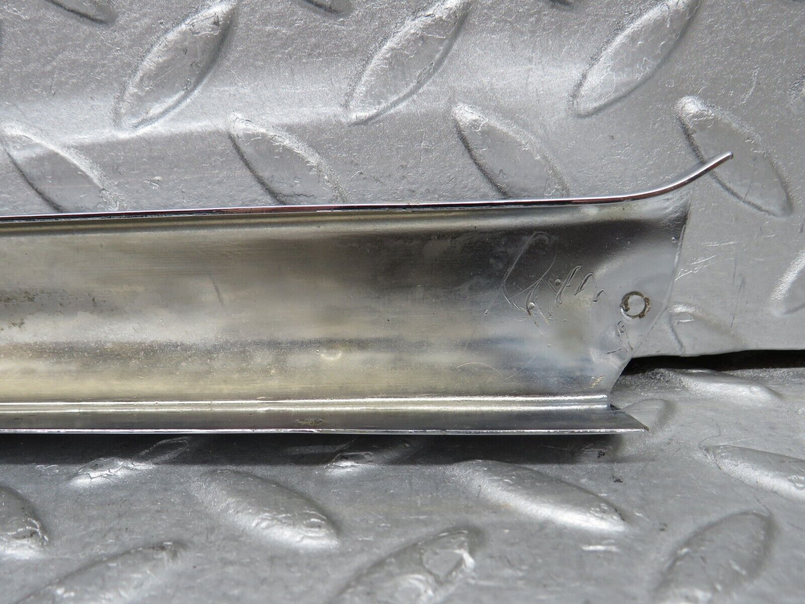 37372 Mercedes-Benz W109 300SEL A Pillar Exterior Chrome Trim Left Side