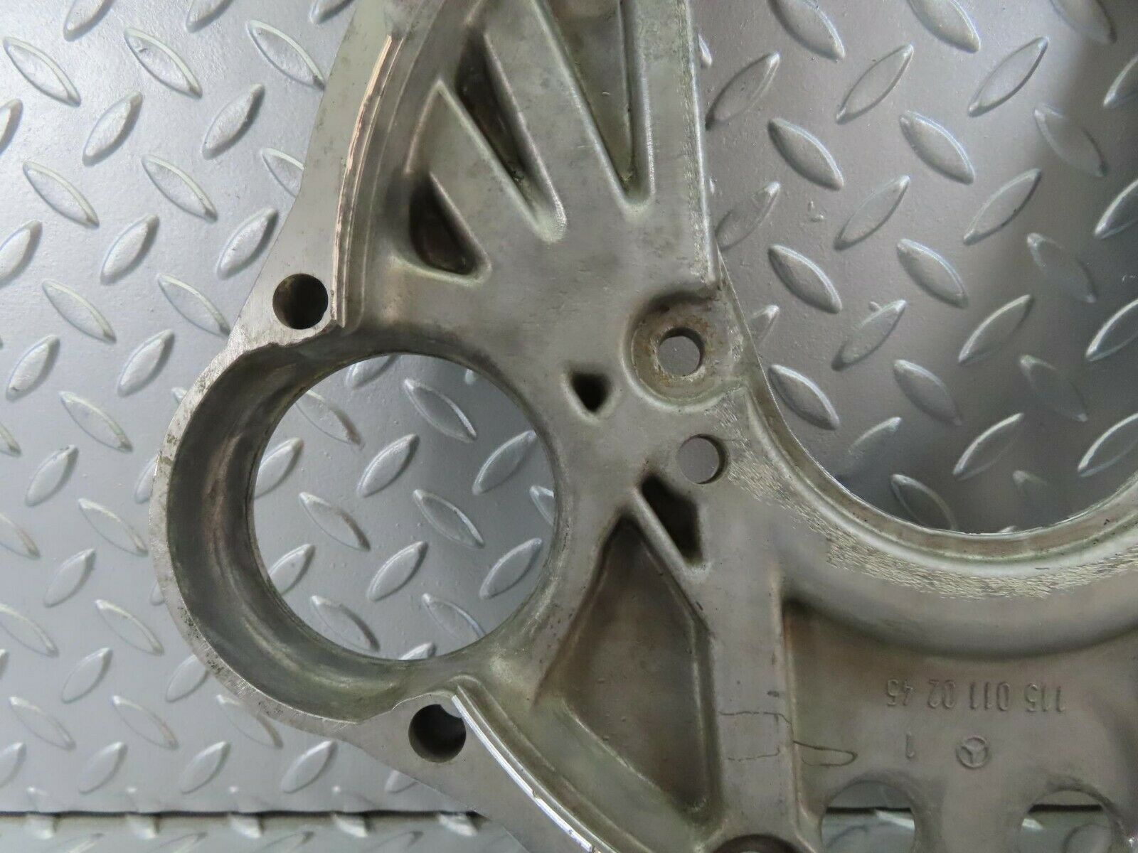 10175 Mercedes-Benz W111 280SE Gearbox Flange 1150110245