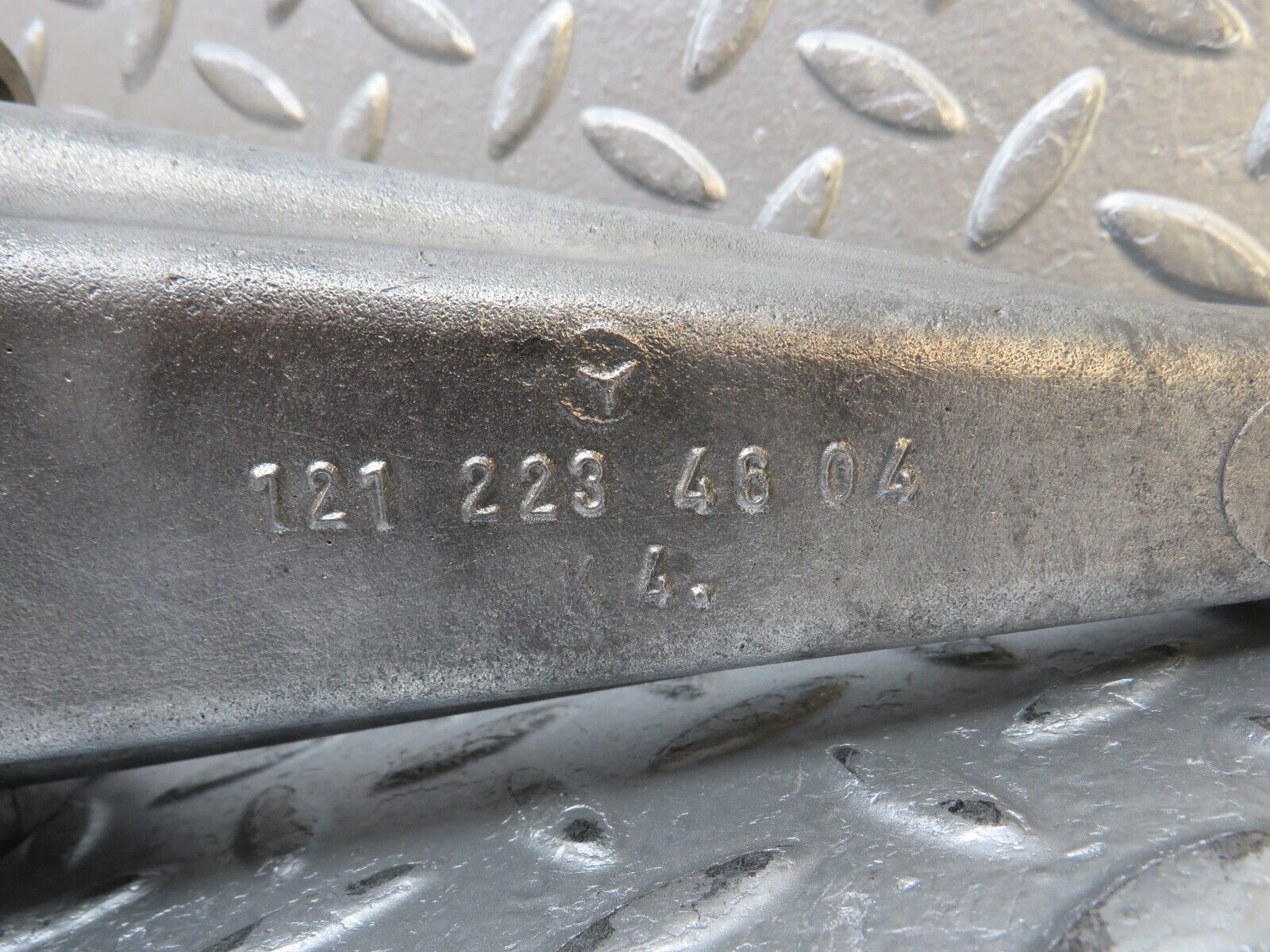 0314 Mercedes-Benz W110 Engine Mount Bracket 1212234604