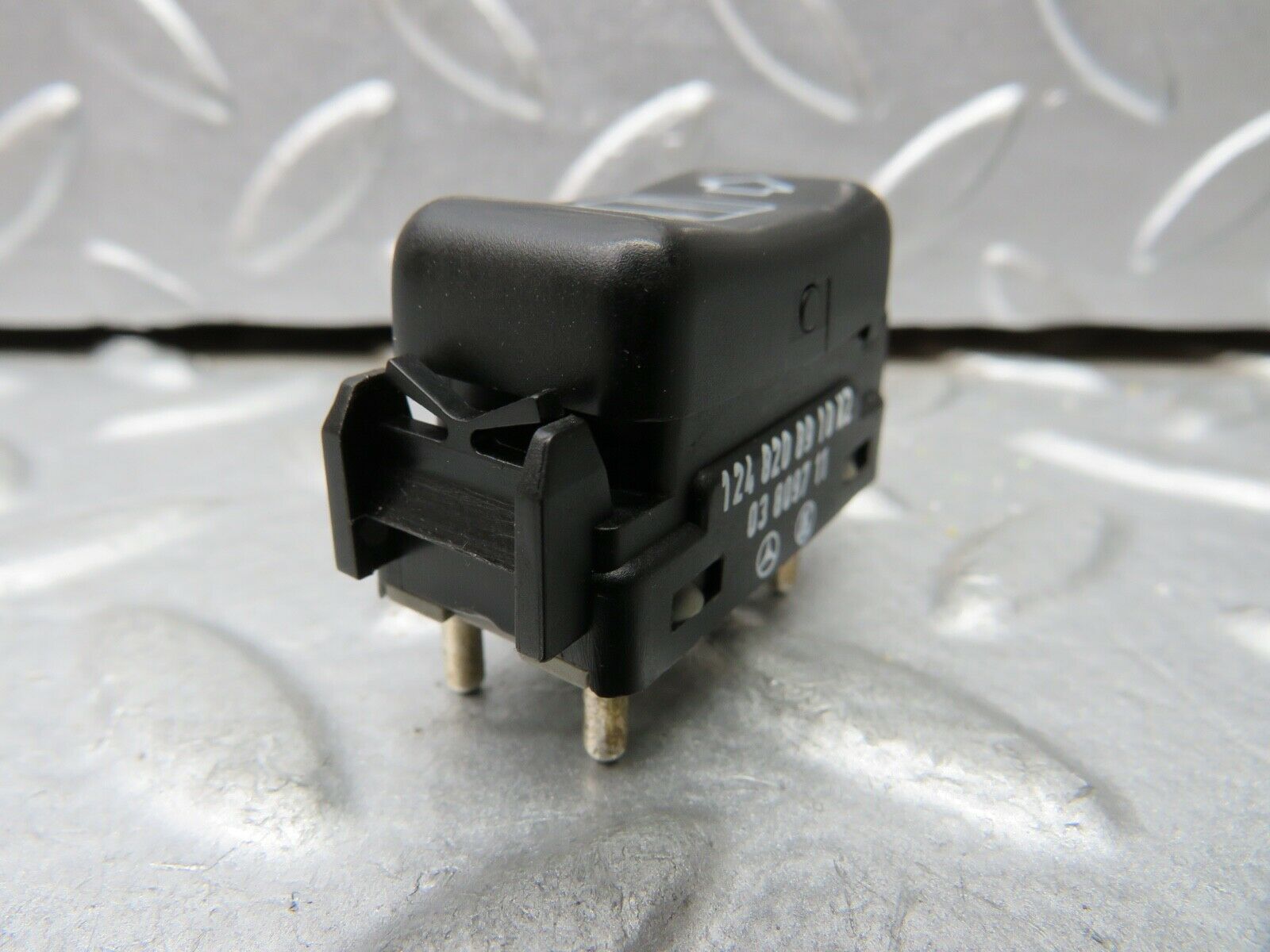 21882 Mercedes-Benz W124 Electric Window Switch Left Side 1248208910